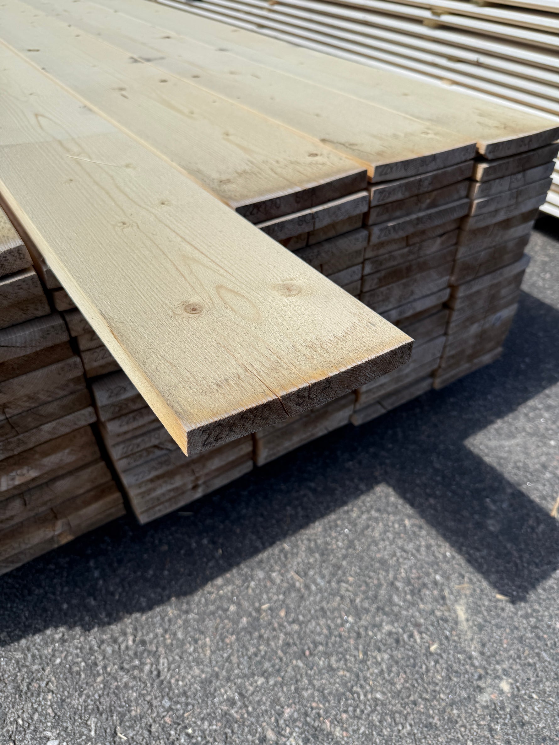 Paket Finsågade Brädor 22x170mm, 108st 3.60m- Obehandlad