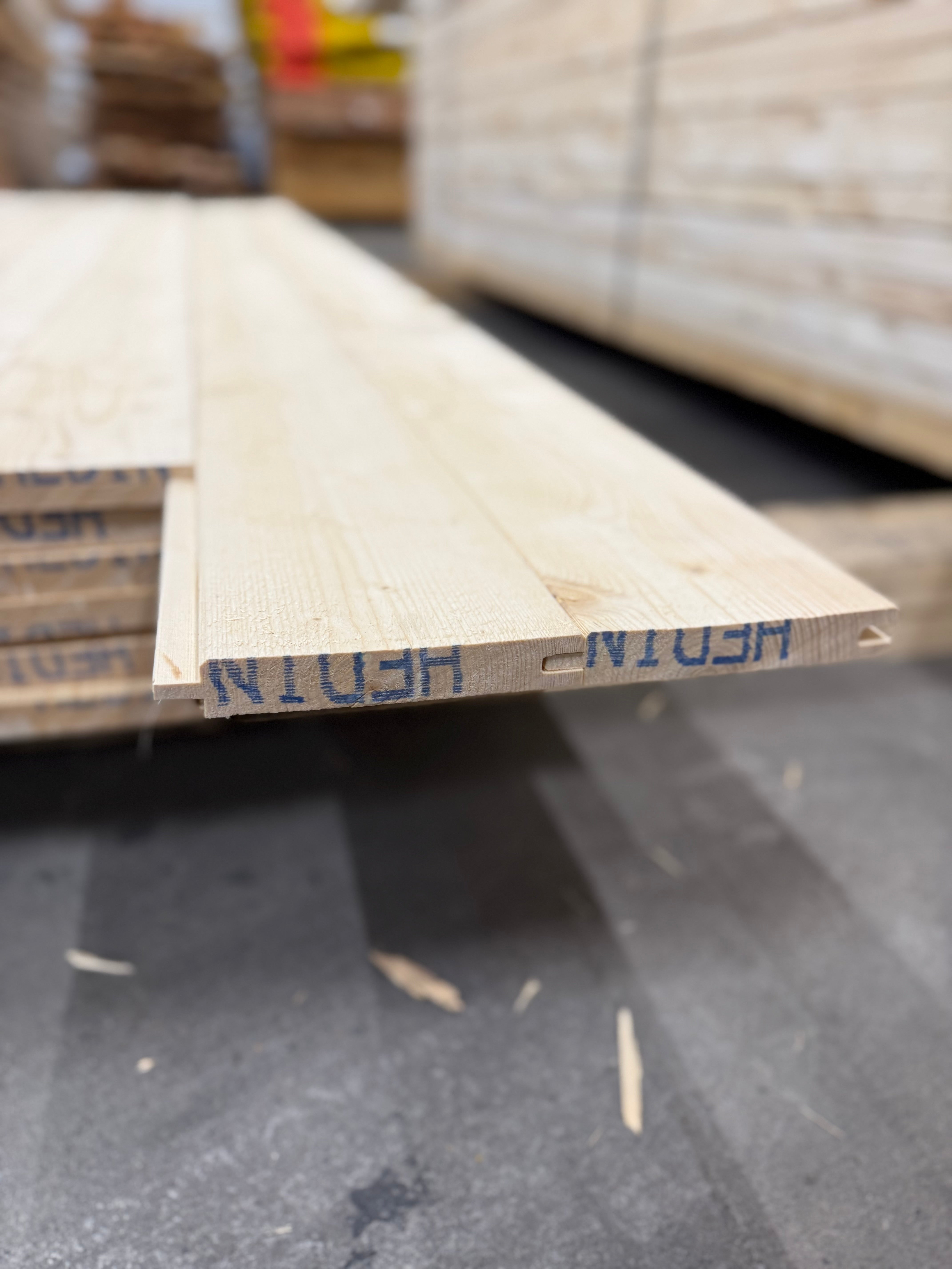 Paket Finsågade Brädor 22x145mm 42st 3.0m