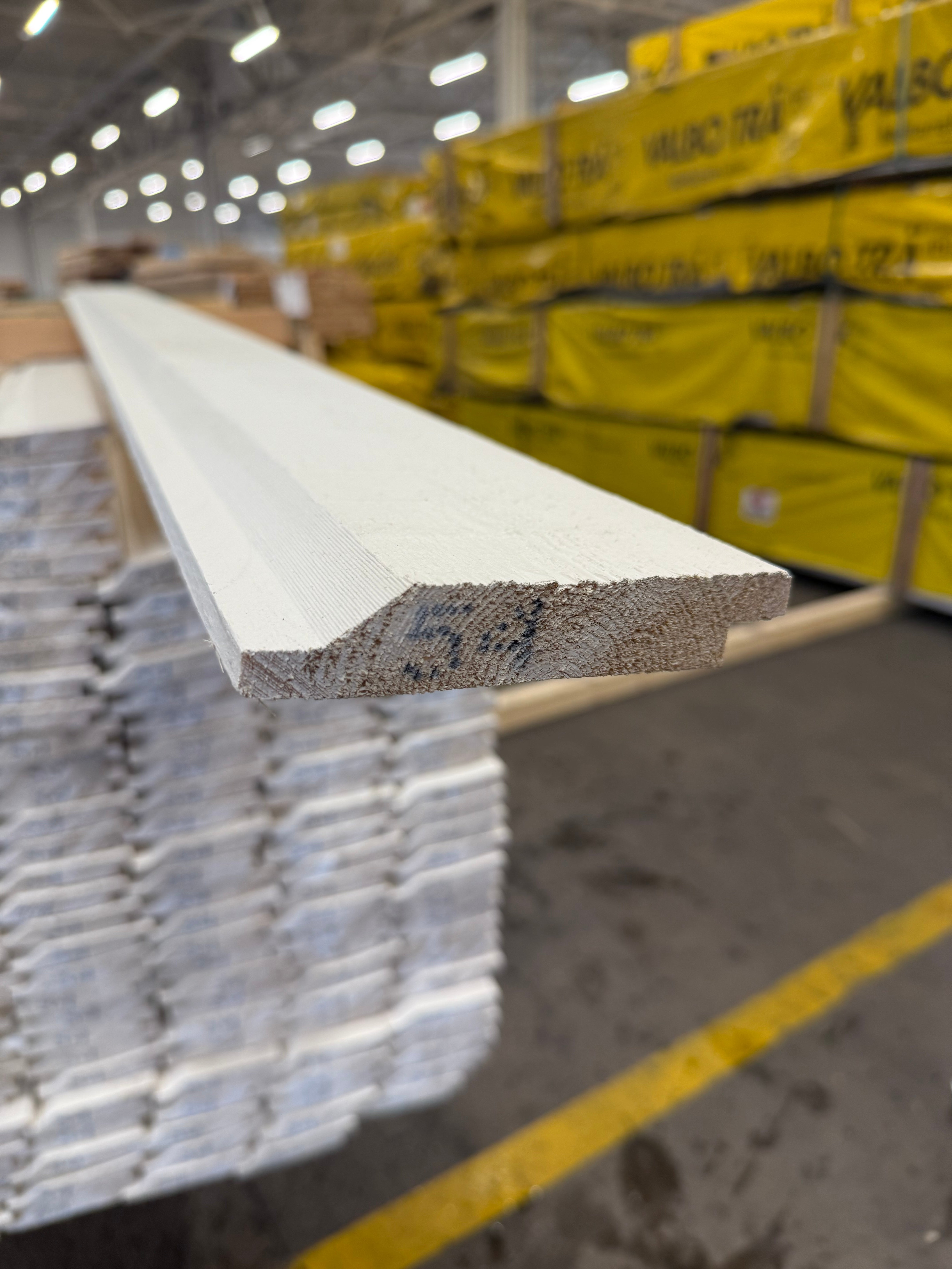 Paket Ytterpanel Enkelfas Halvspont 22x120mm – 164 st (4,80–5,40 m, gran, vitmålad)