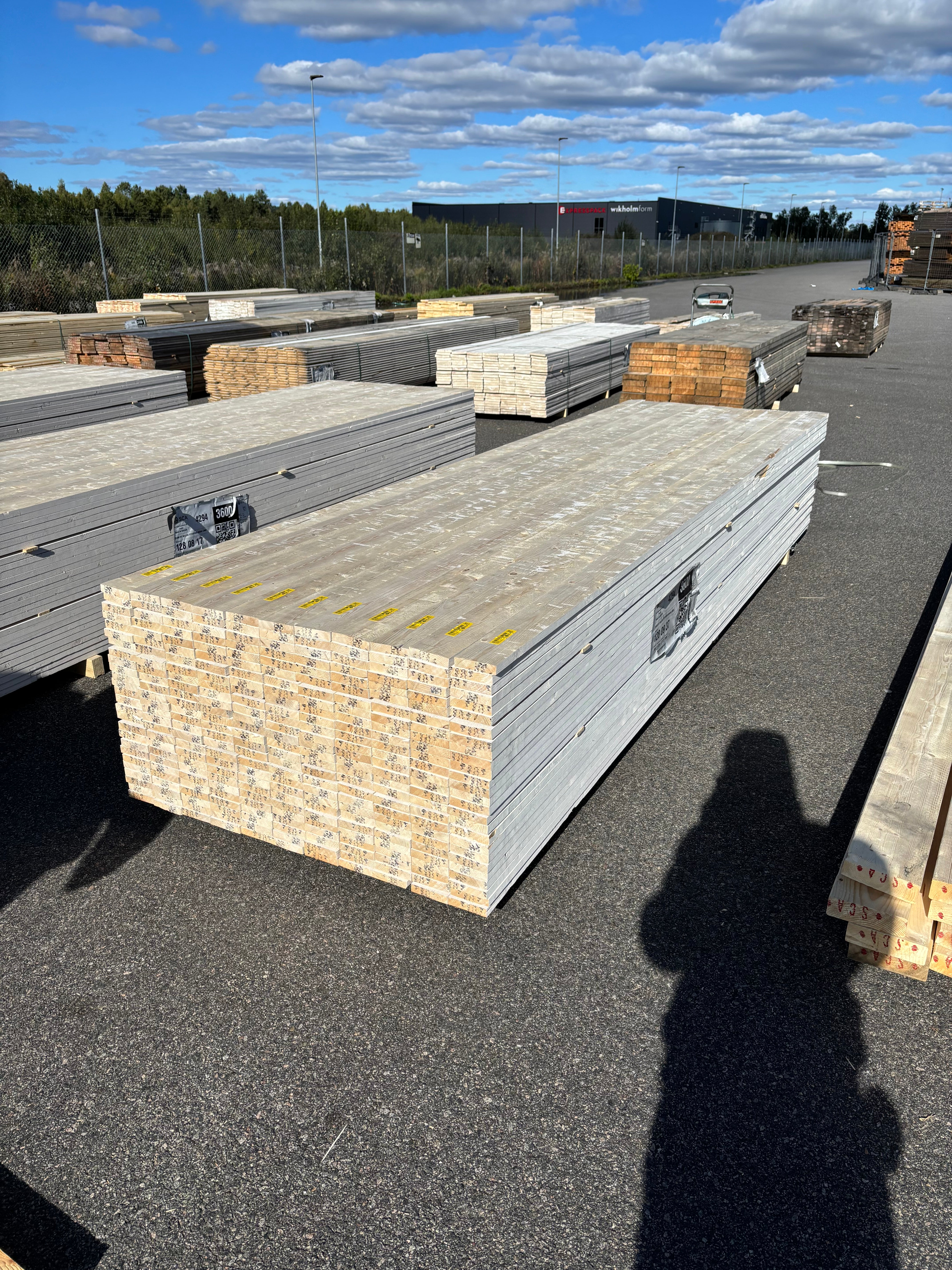 Paket Finsågade Brädor 22x95mm 3,60m 286st Vit Mellanstruken