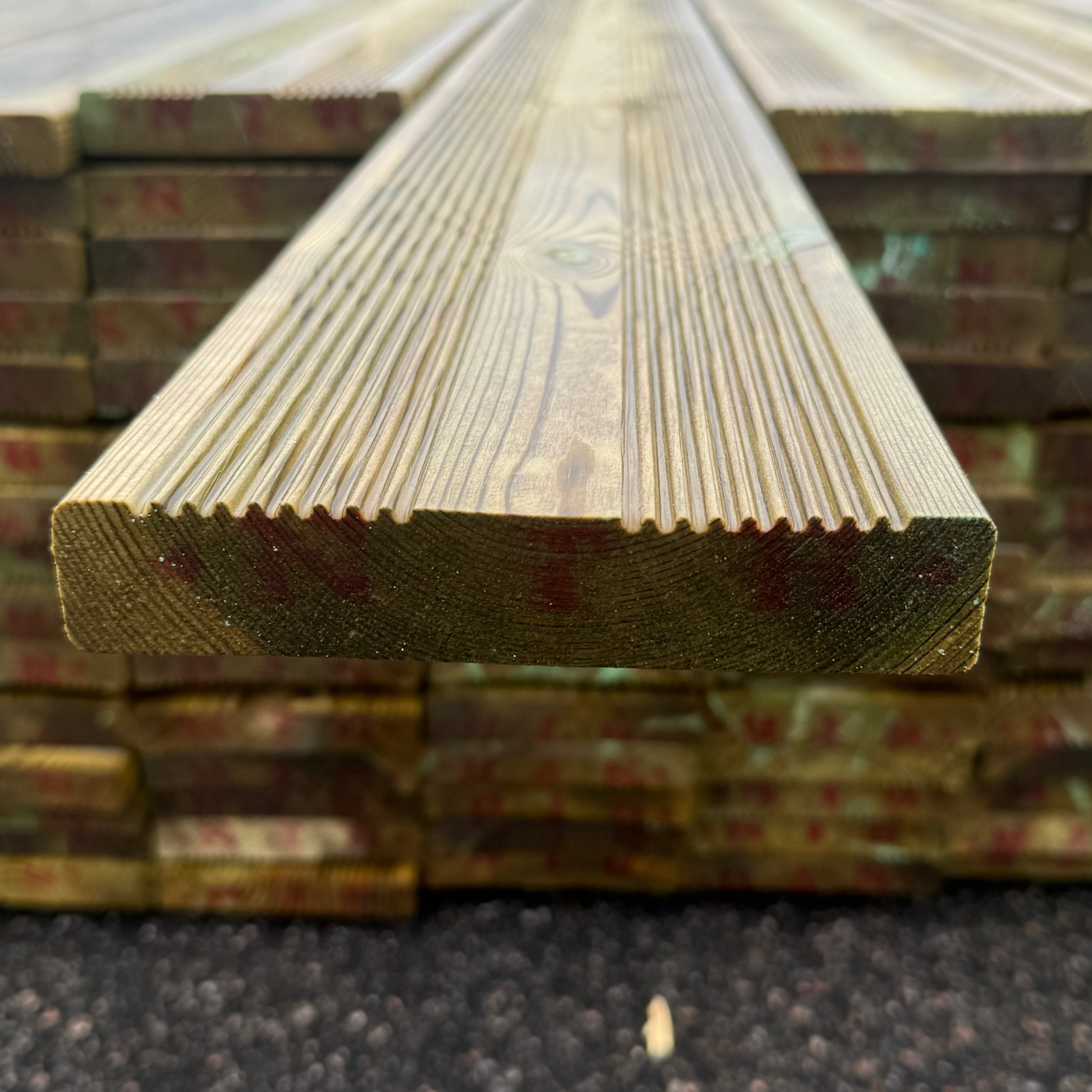 Paket Tryckimpregnerad Rillad Trall 27x145 5.40m 105st (B-Sortering)