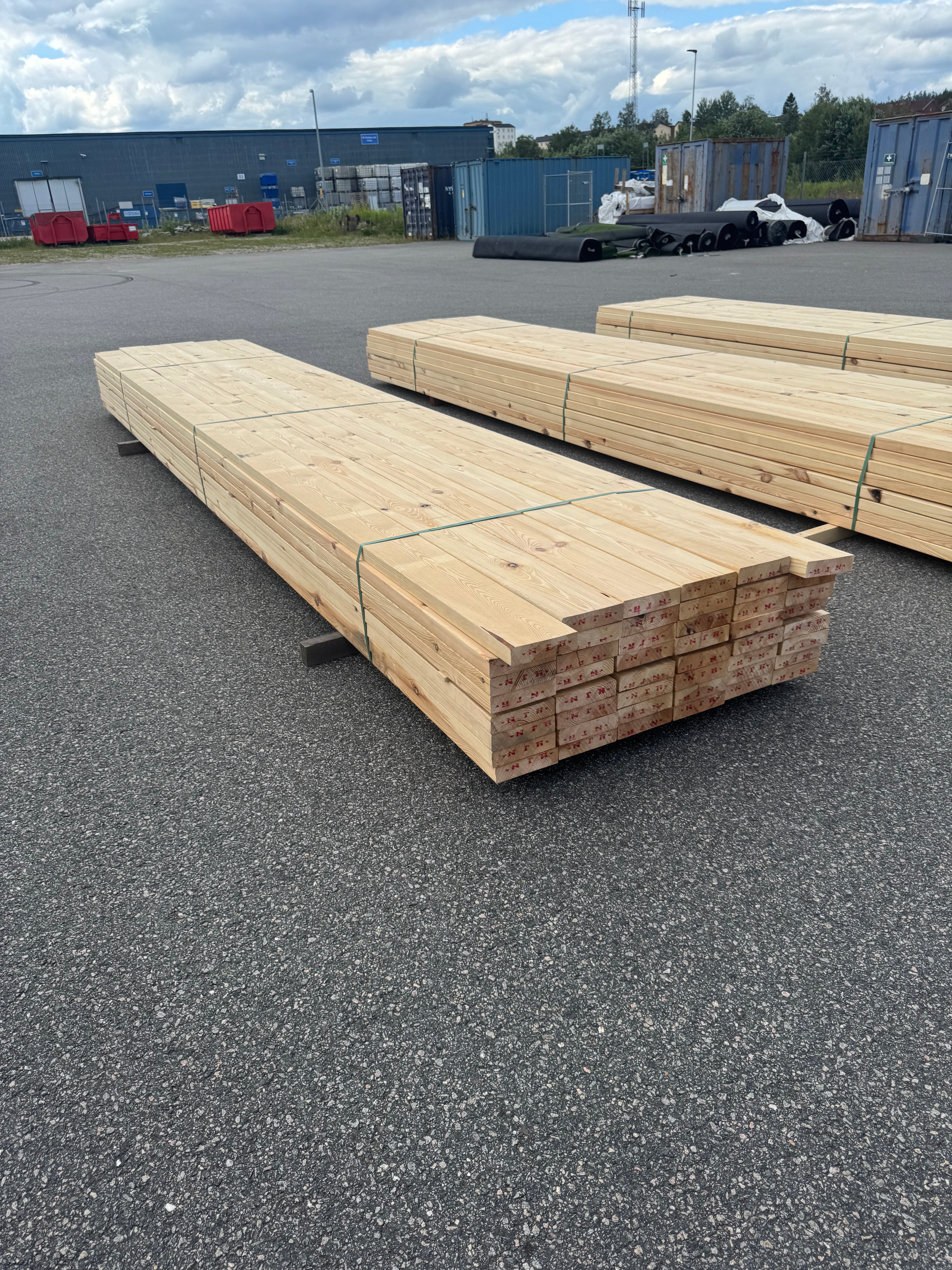 Paket Reglar 45x170 – 48 st (5,40 m, furu)