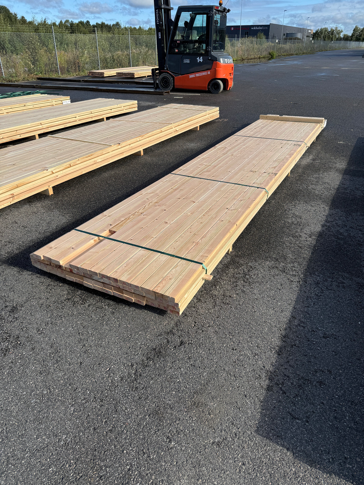 Parti Glespanel 28×70 mm 5.40m Furu – 59 st