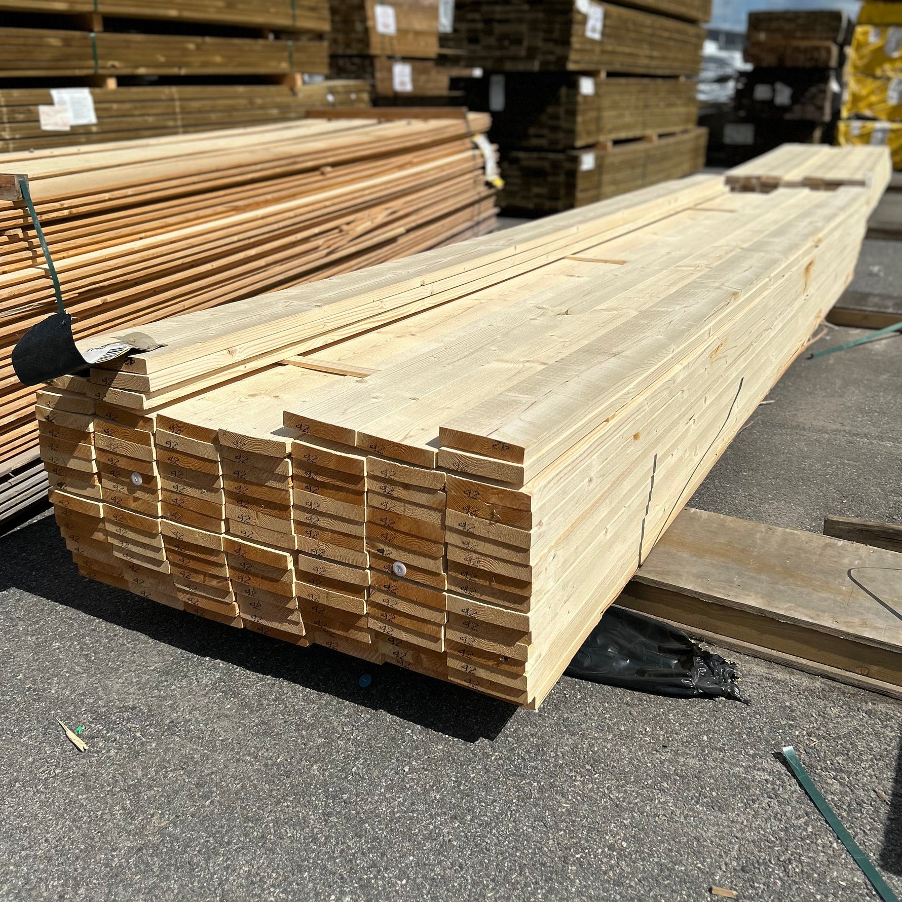 Paket Finsågade Brädor 28x145mm, 107st 4,20m
