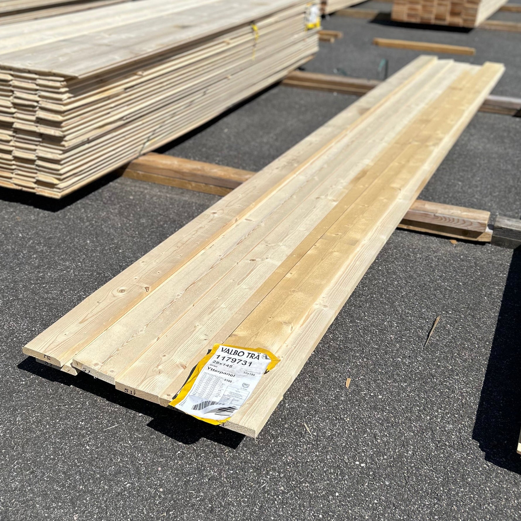 Paket Finsågade Brädor 28x145mm 5.10m 7st Obehandlade
