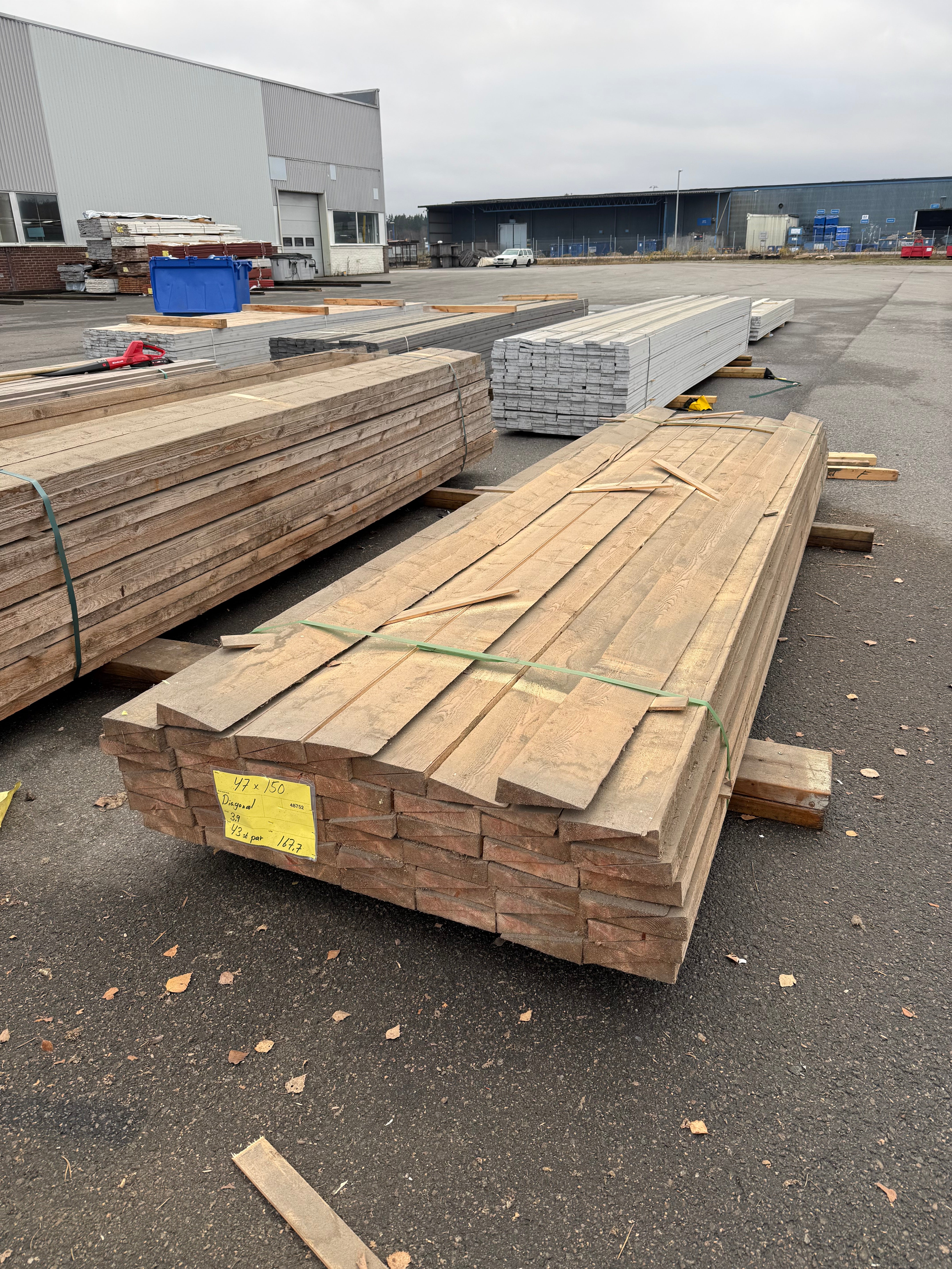 Paket Reglar 47x150mm – 85 st (3,90 m, Gran, Snedkapade)