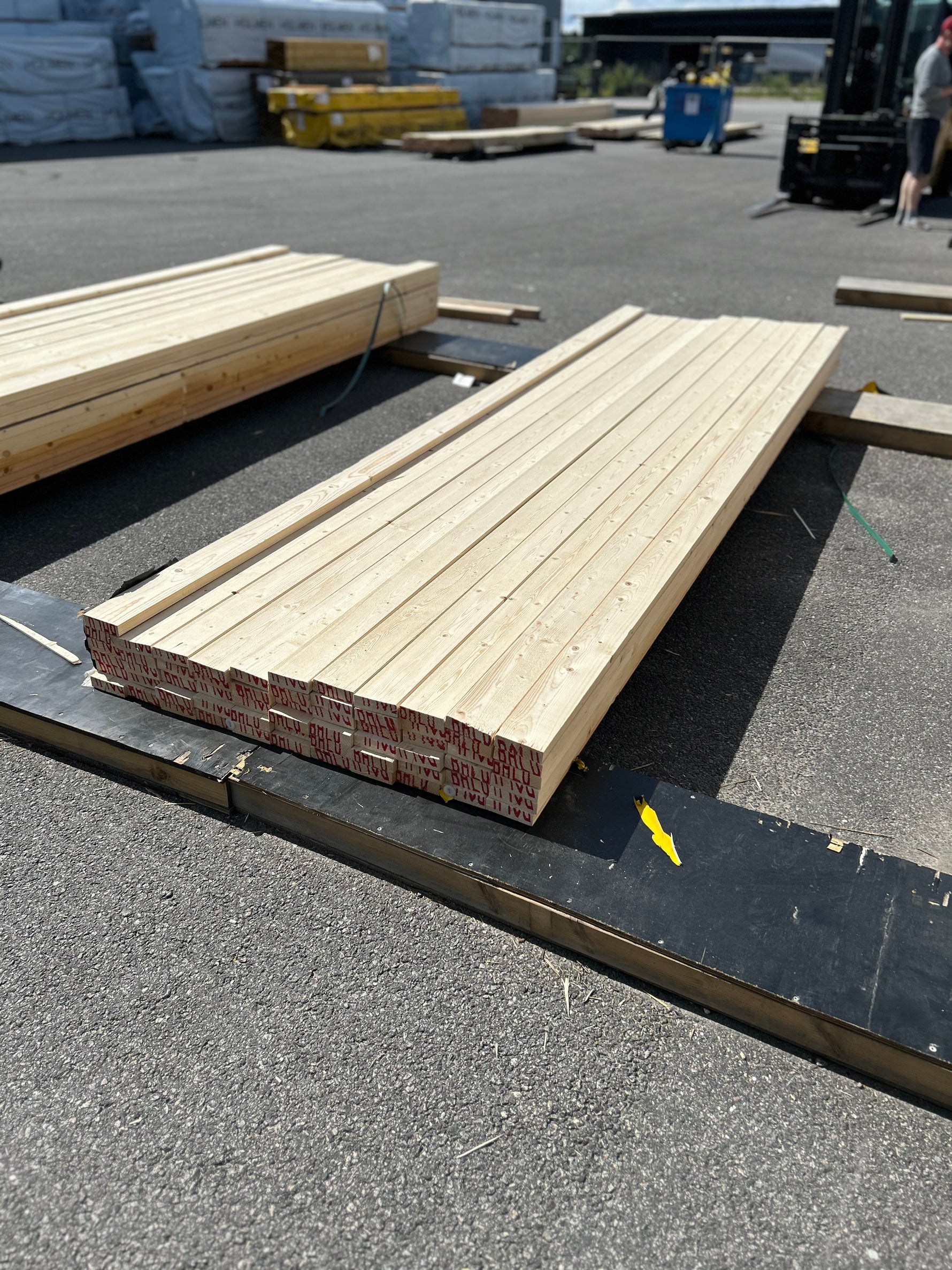 Paket Finsågade Brädor 28x95mm 3.60m 62st Obehandlade