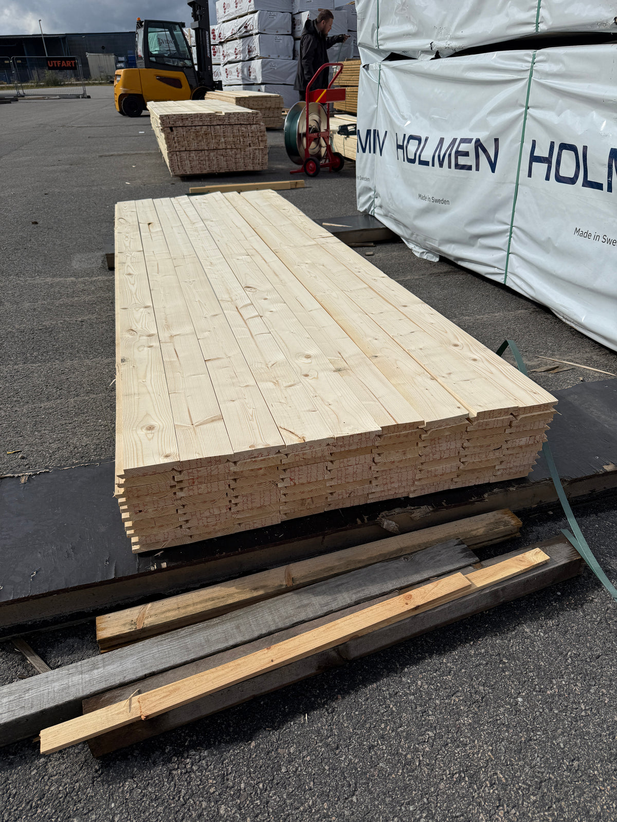 Paket Ytterpanel Dubbelfasspont 22x120 mm – 3,00 m 90st (Obehandlad)