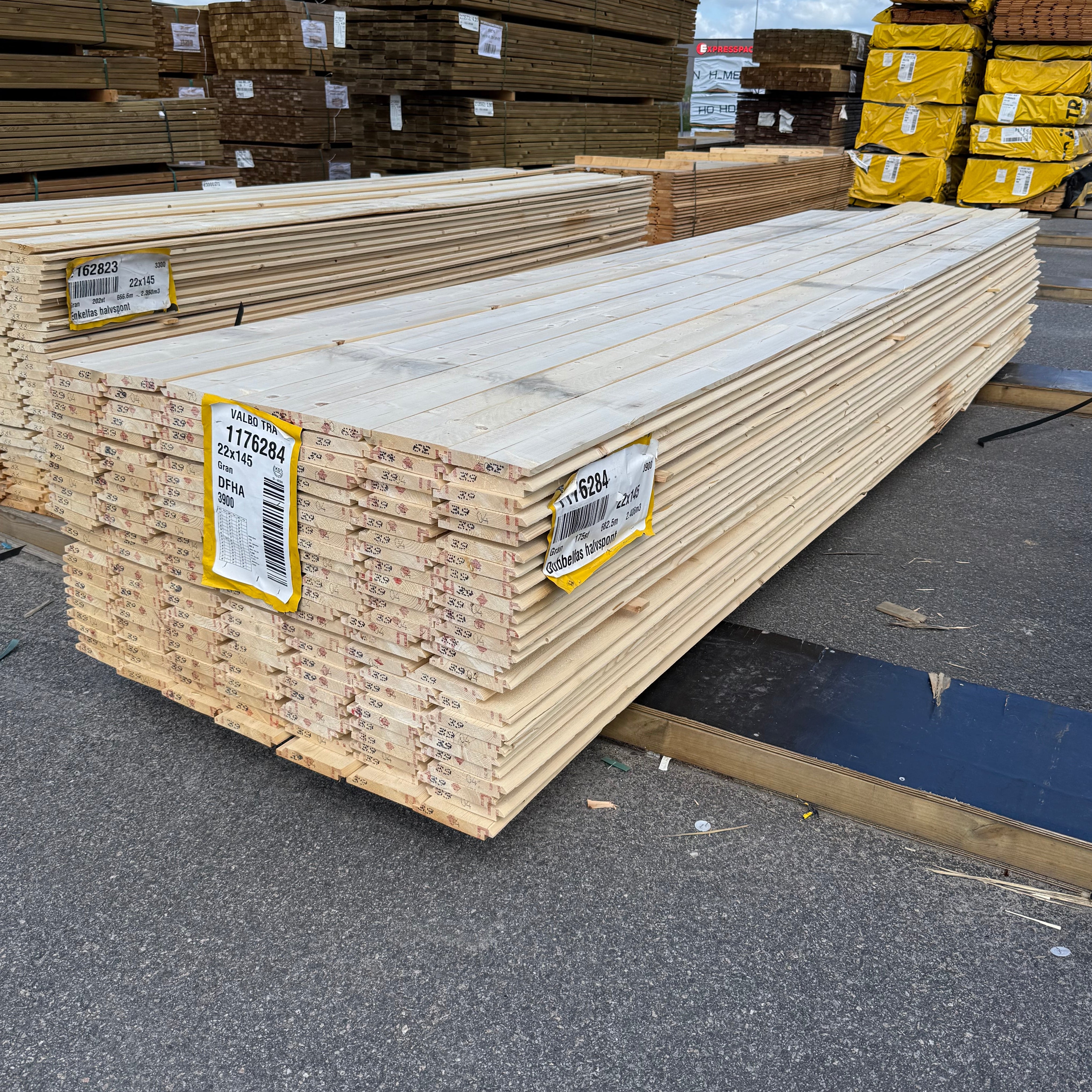 Paket Ytterpanel Dubbelfas Halvspont 22x145mm, 175st 3,90m