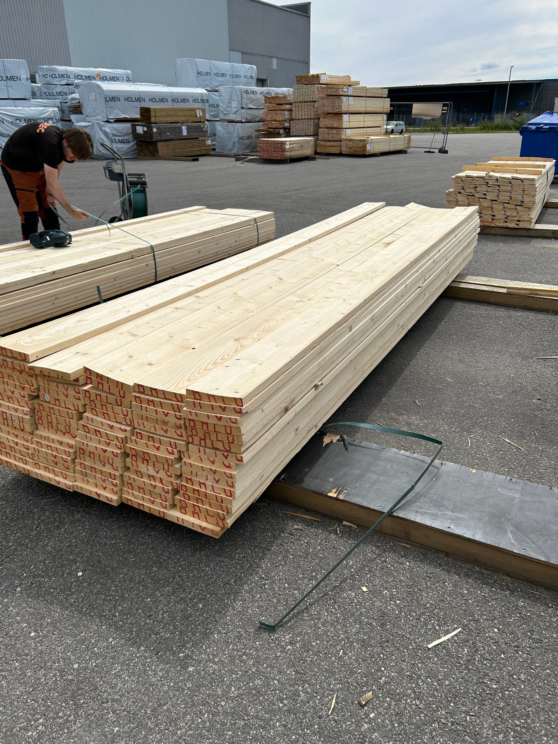 Paket Finsågade Brädor 28x195mm 4,20m 77st- Obehandlade