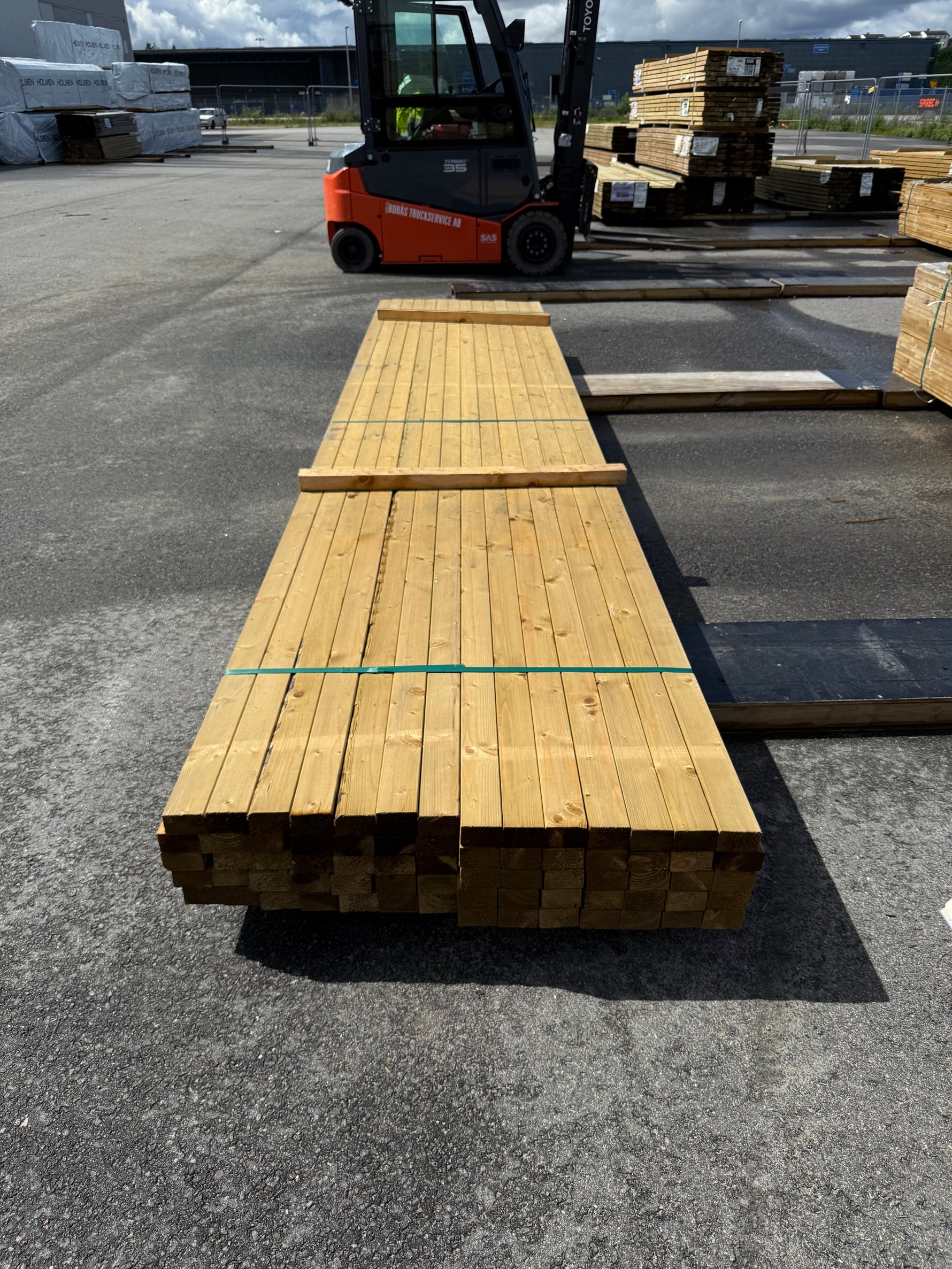 Paket Tryckimpregnerade Reglar 44x70mm 70st 4,80m