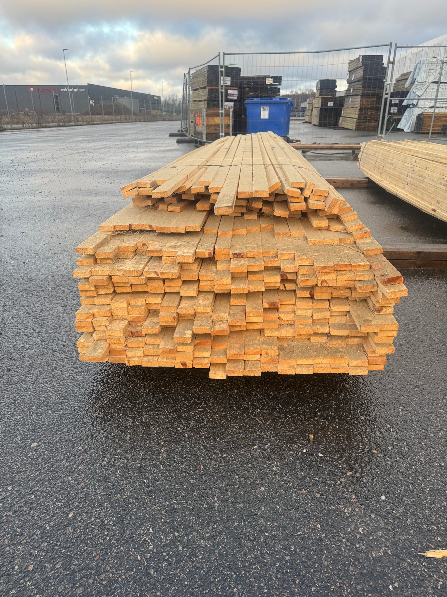 Paket Läkt 19x52 – 342 st (4,2–4,8 m, ohyvlade) - Spirec