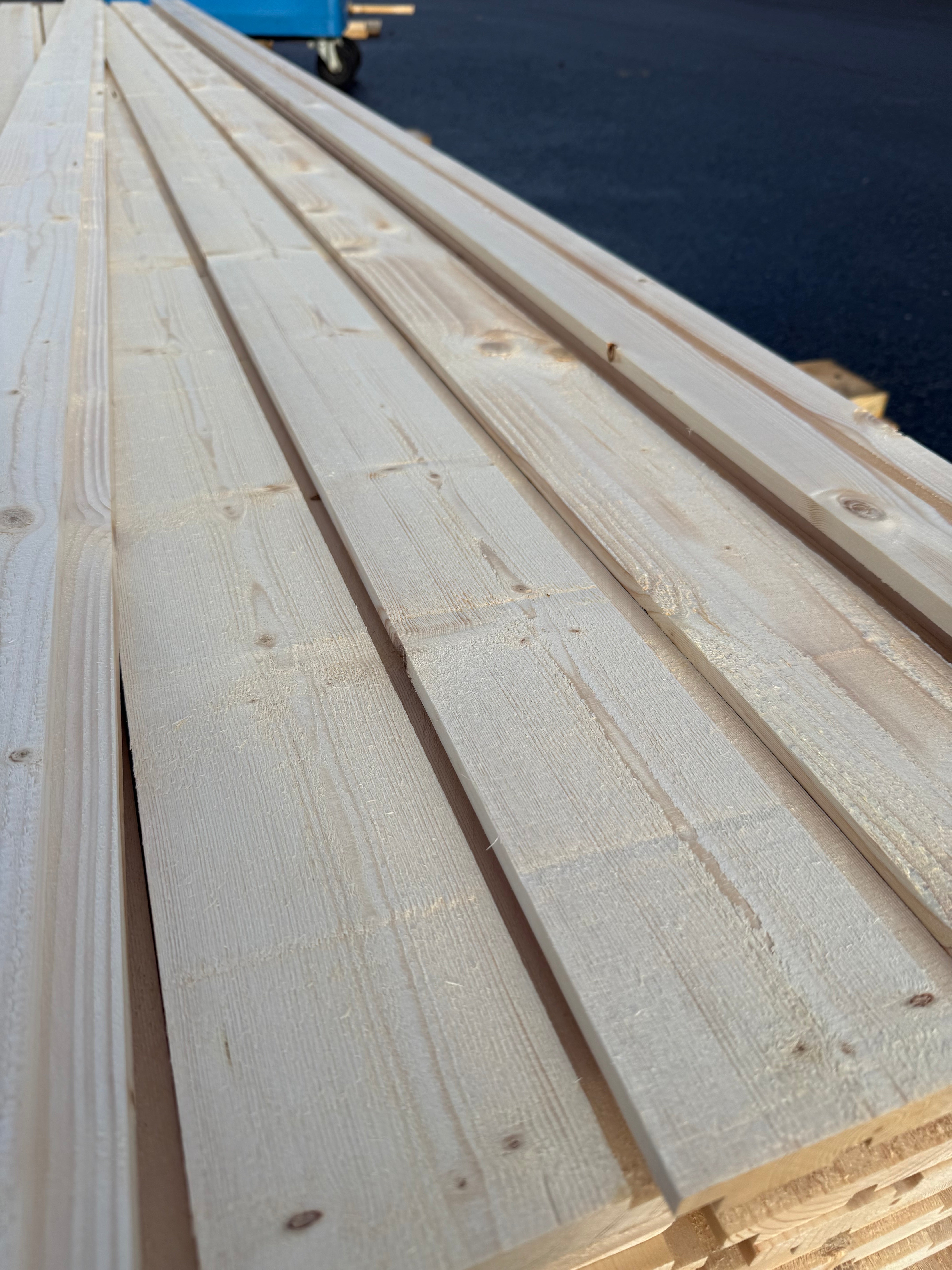 Paket Hakfals 22x120mm – 126 st (4,2 m, gran, obehandlad) Revor