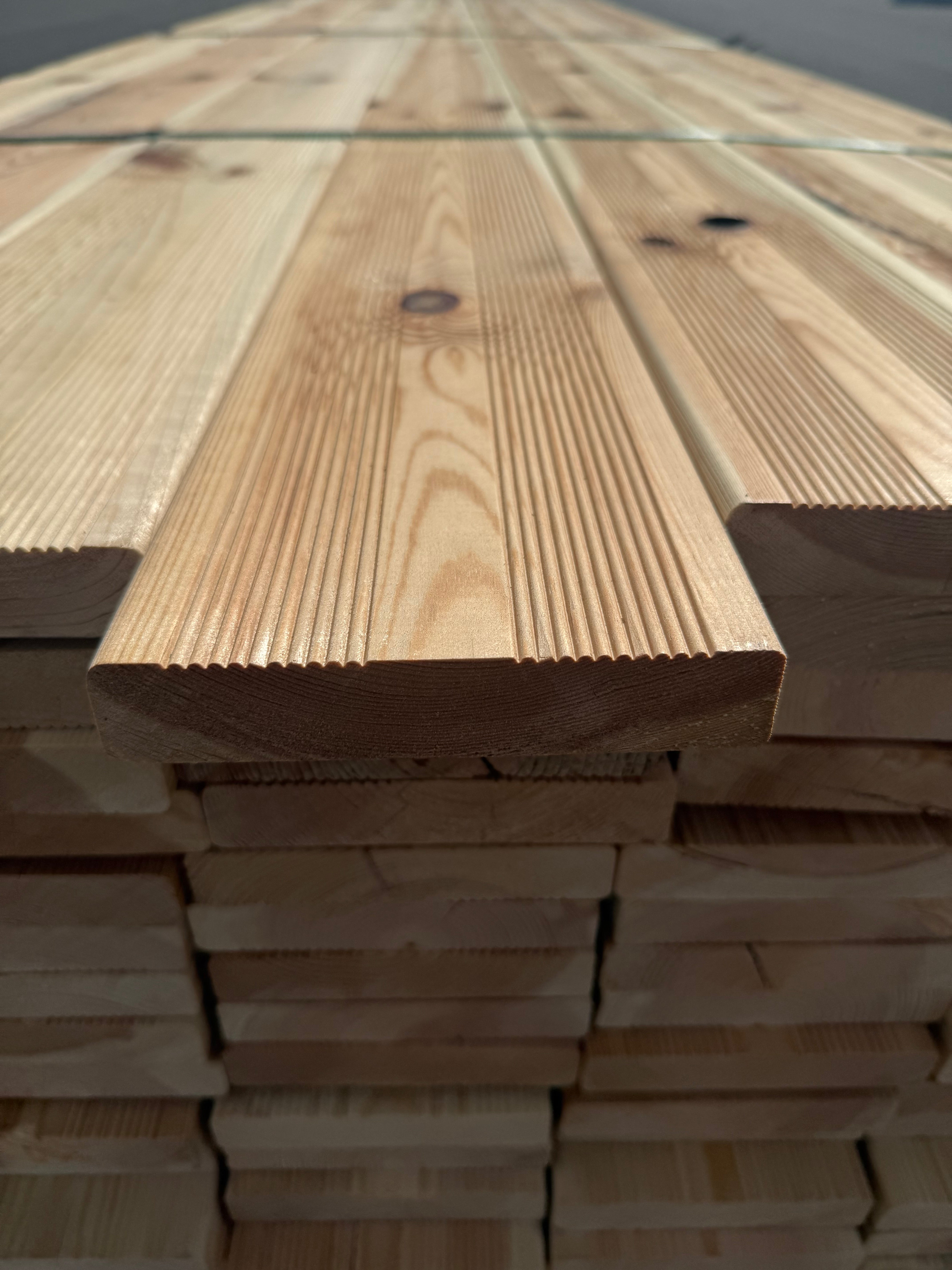 Paket Rillad Trall 28x145 mm Furu (Sekunda)