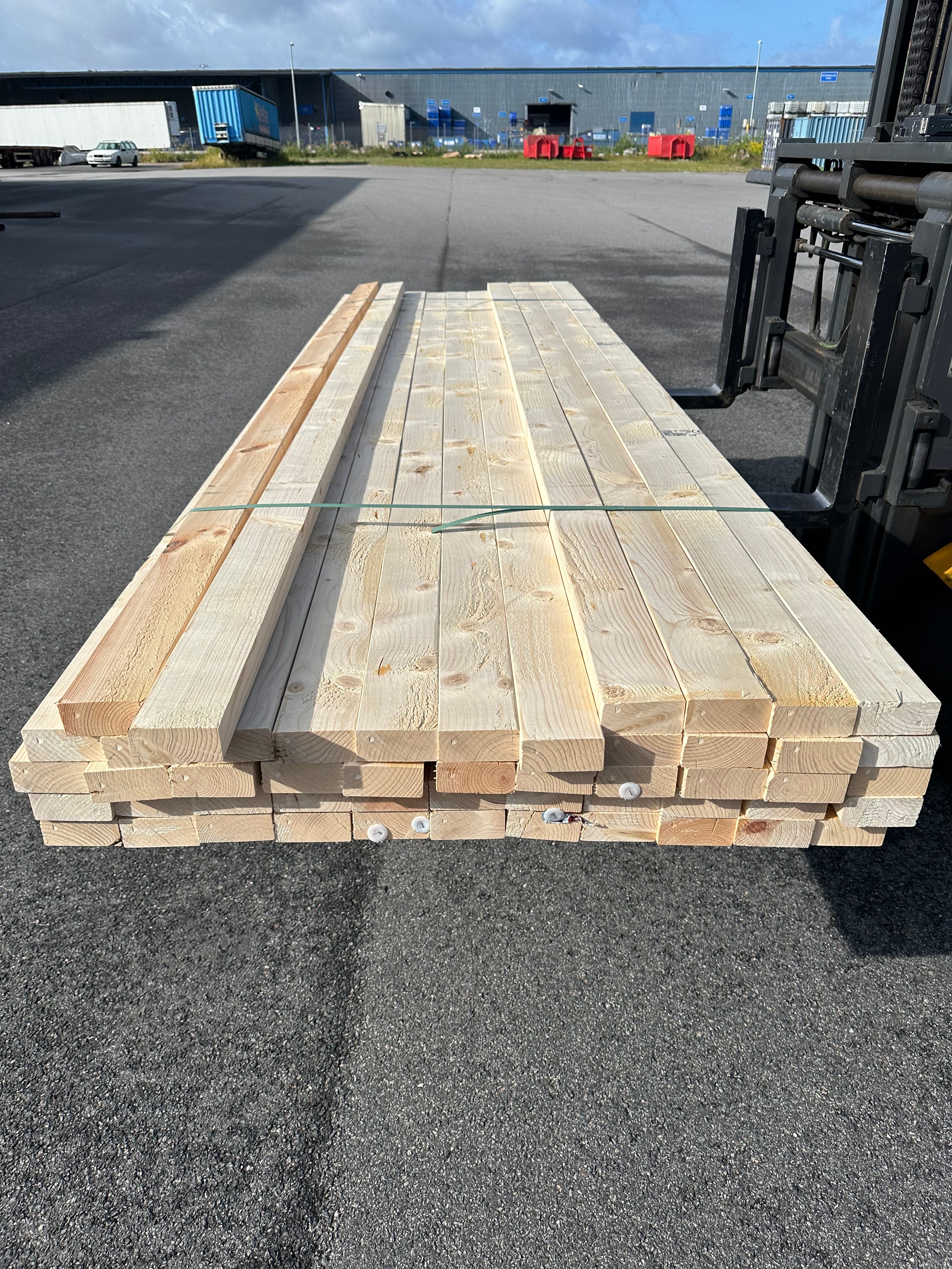 Paket Reglar 45x95mm 3.60m C14 50 st