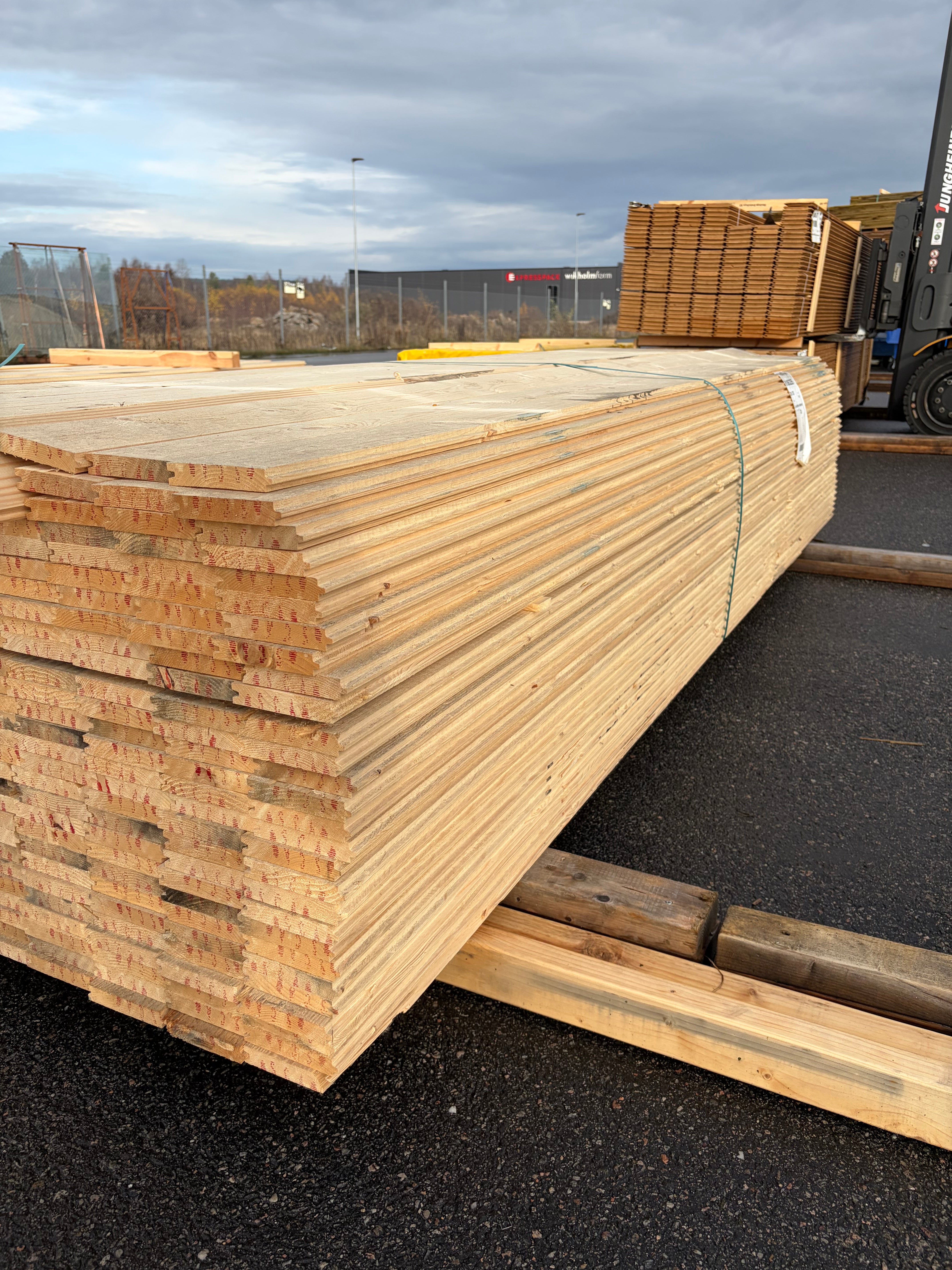 Paket Råspont 20x120 3,3 m 254 st