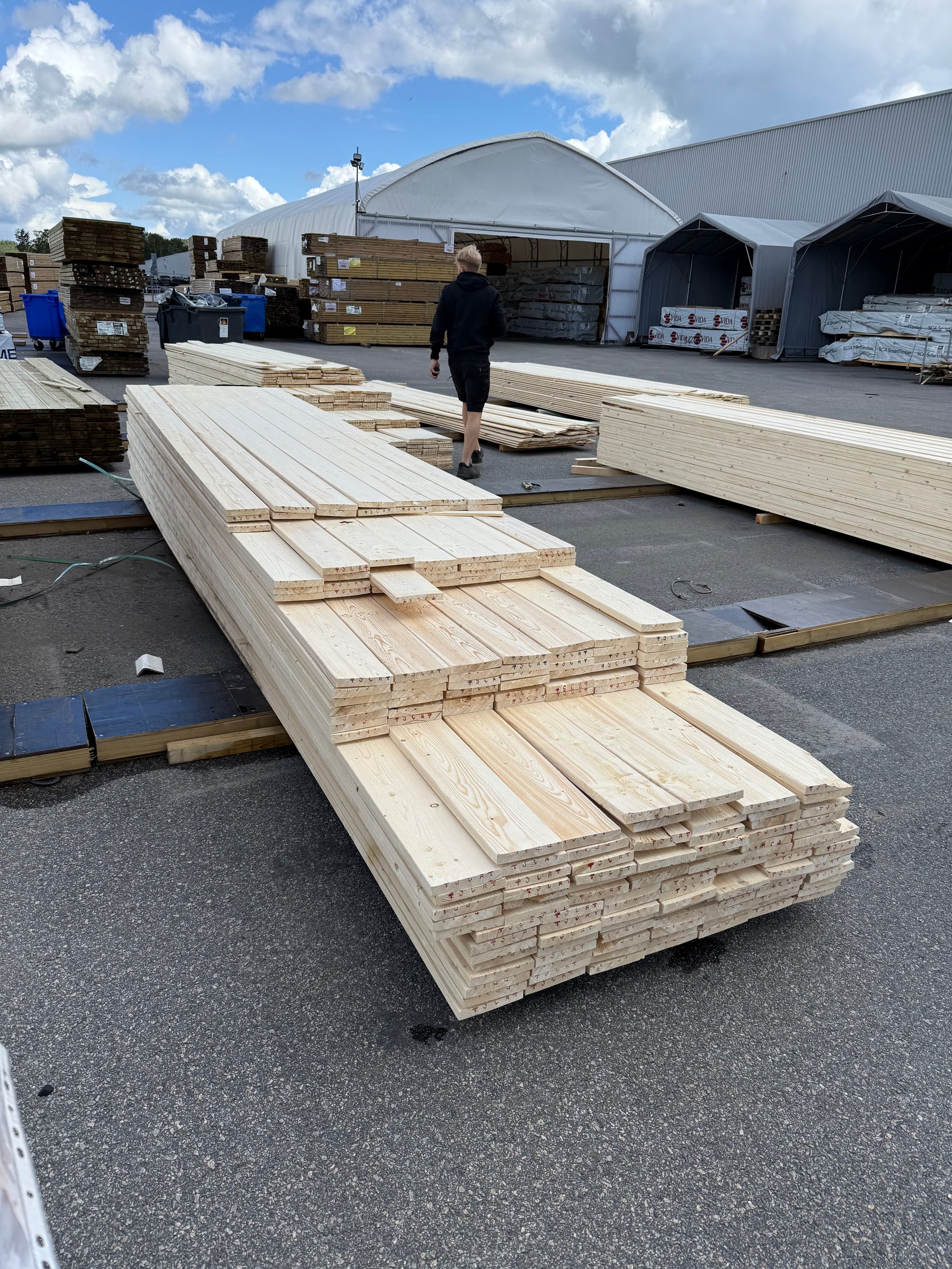 Paket Finsågade Brädor 22x145mm, 182st 3,60–5,40m (Andra sortering)