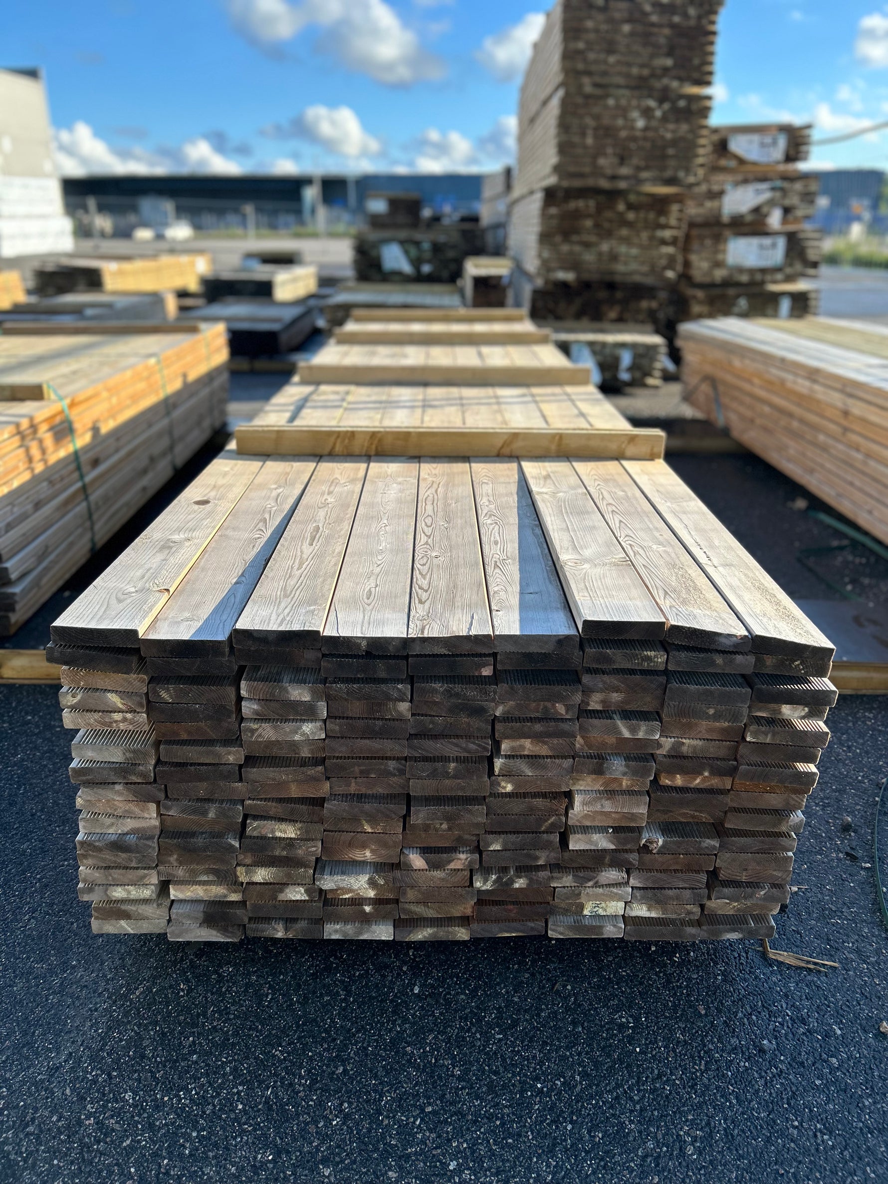 Paket Tryckimpregnerad Rillad Trall 28x120mm, 144st 4.80m