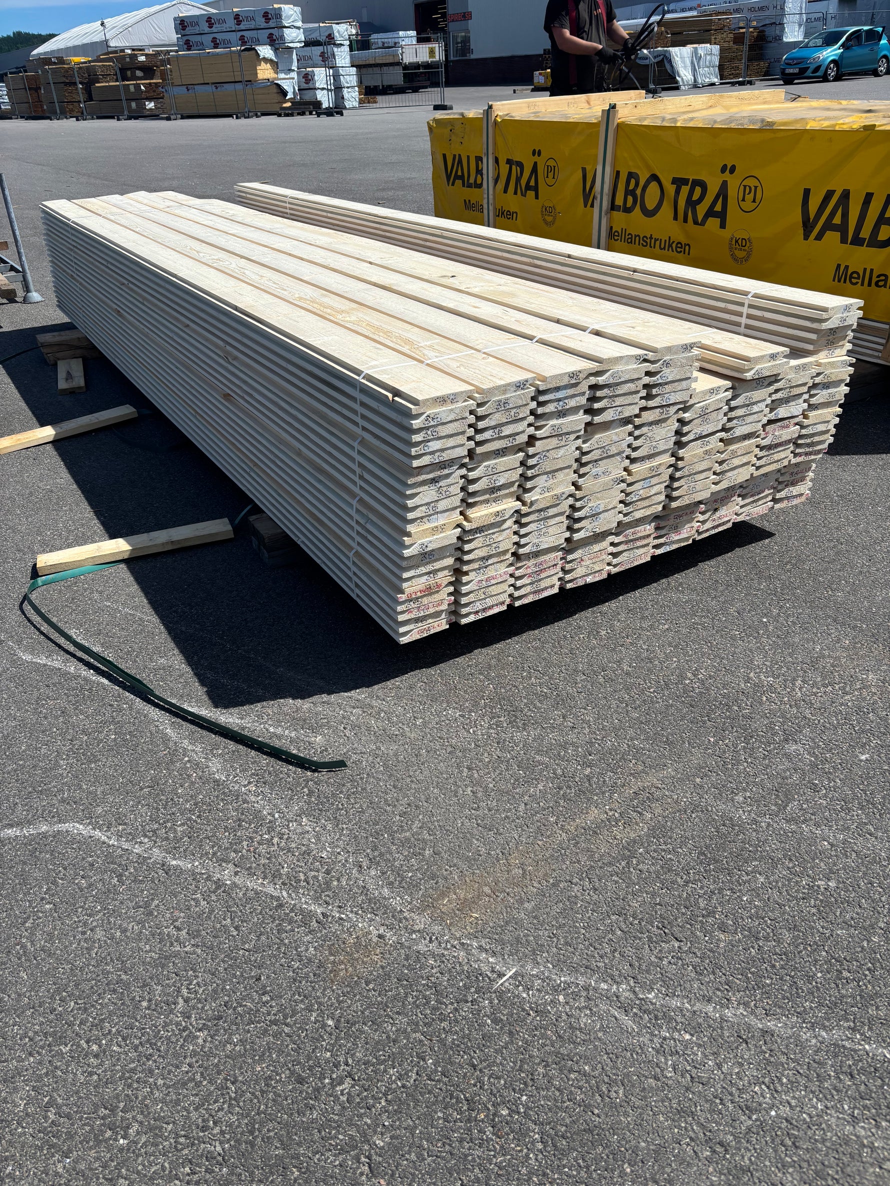 Paket Ytterpanel Enkelfas Halvspont 22x120mm, 167st 3.60m Grundmålad