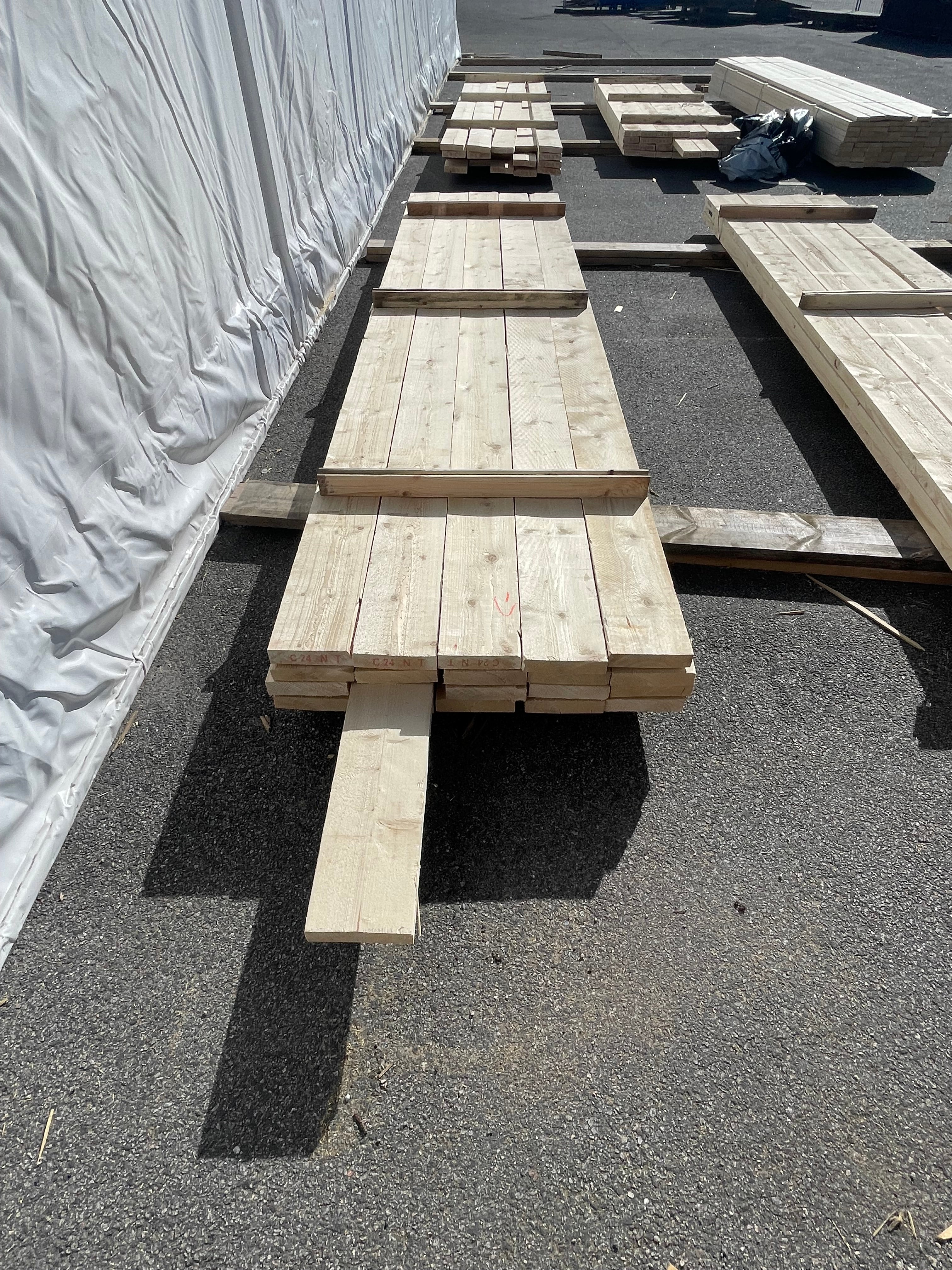 Paket Reglar Ohyvlade 47x200 mm – 4,50 m (19 st) + 5,10 m (1 st)