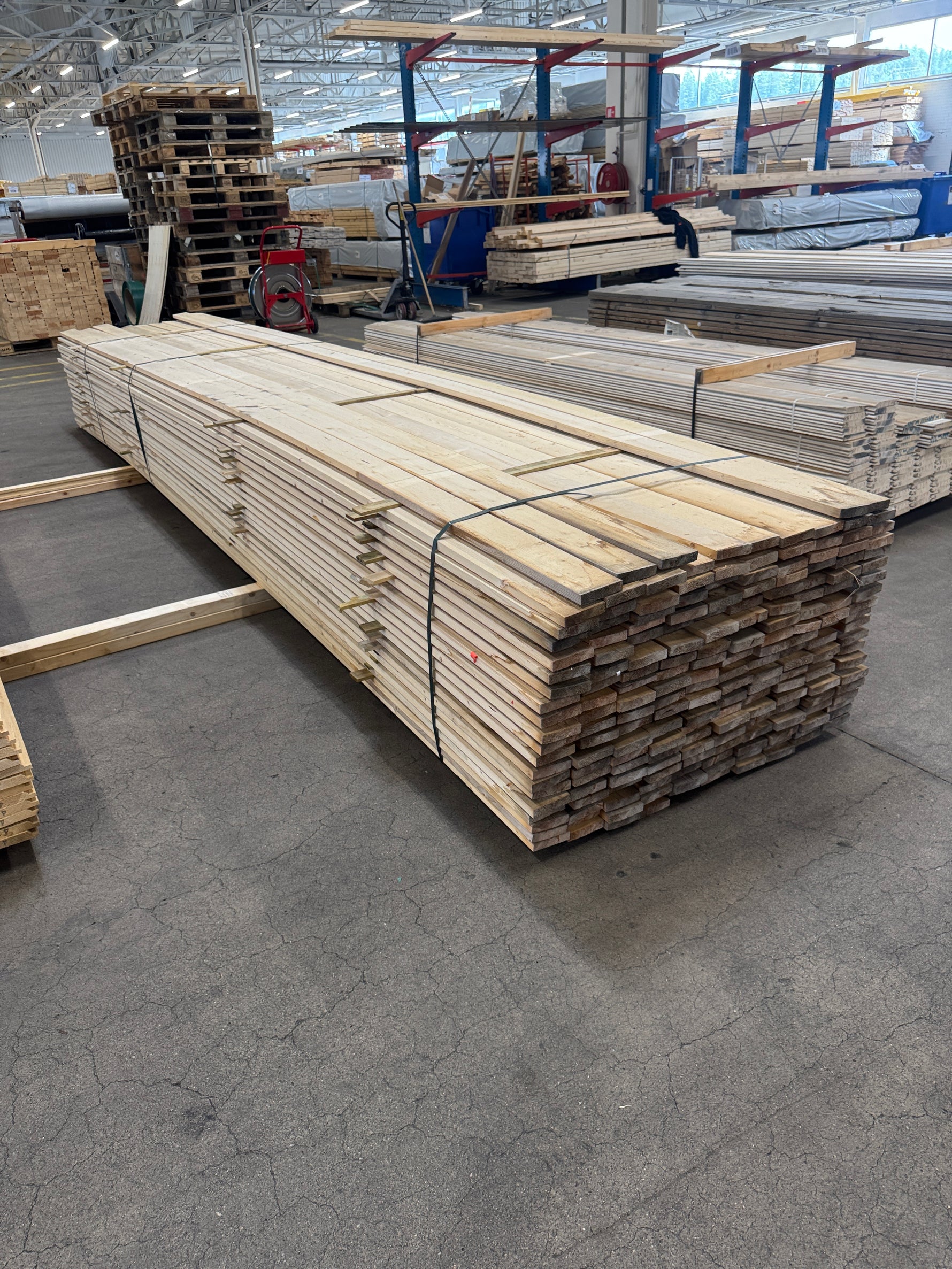Paket Finsågade Brädor 22x95mm 5,40m – 195 st Väderbitna
