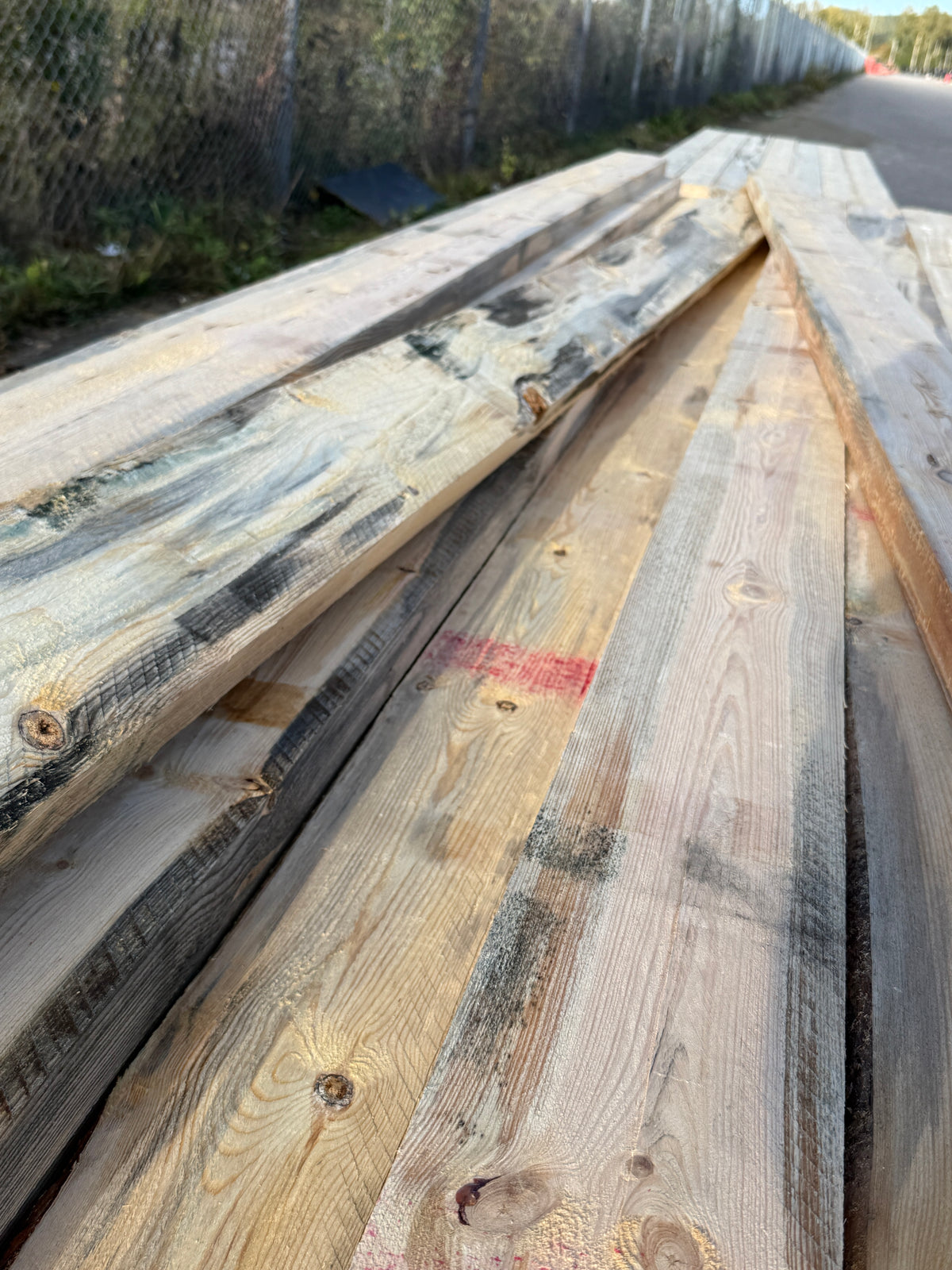 Paket Ohyvlade Reglar 47x150mm (3,90–4,20m) 70st- Fuktskadat