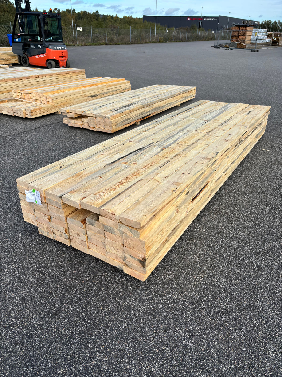 Paket Ohyvlade Reglar 47x150mm (2,70–3,60m) 56st