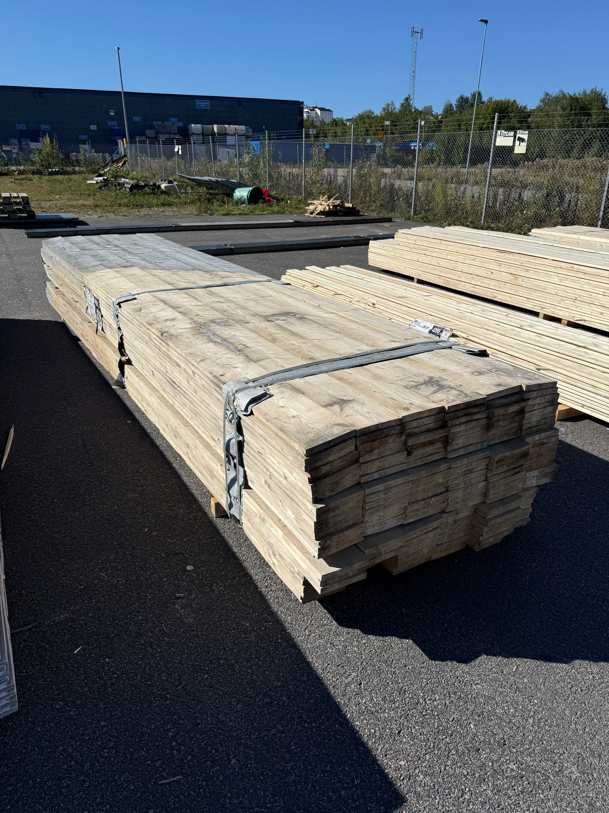 Paket Finsågade Brädor 22x170mm 4,80m 156st (Fuktskadade)