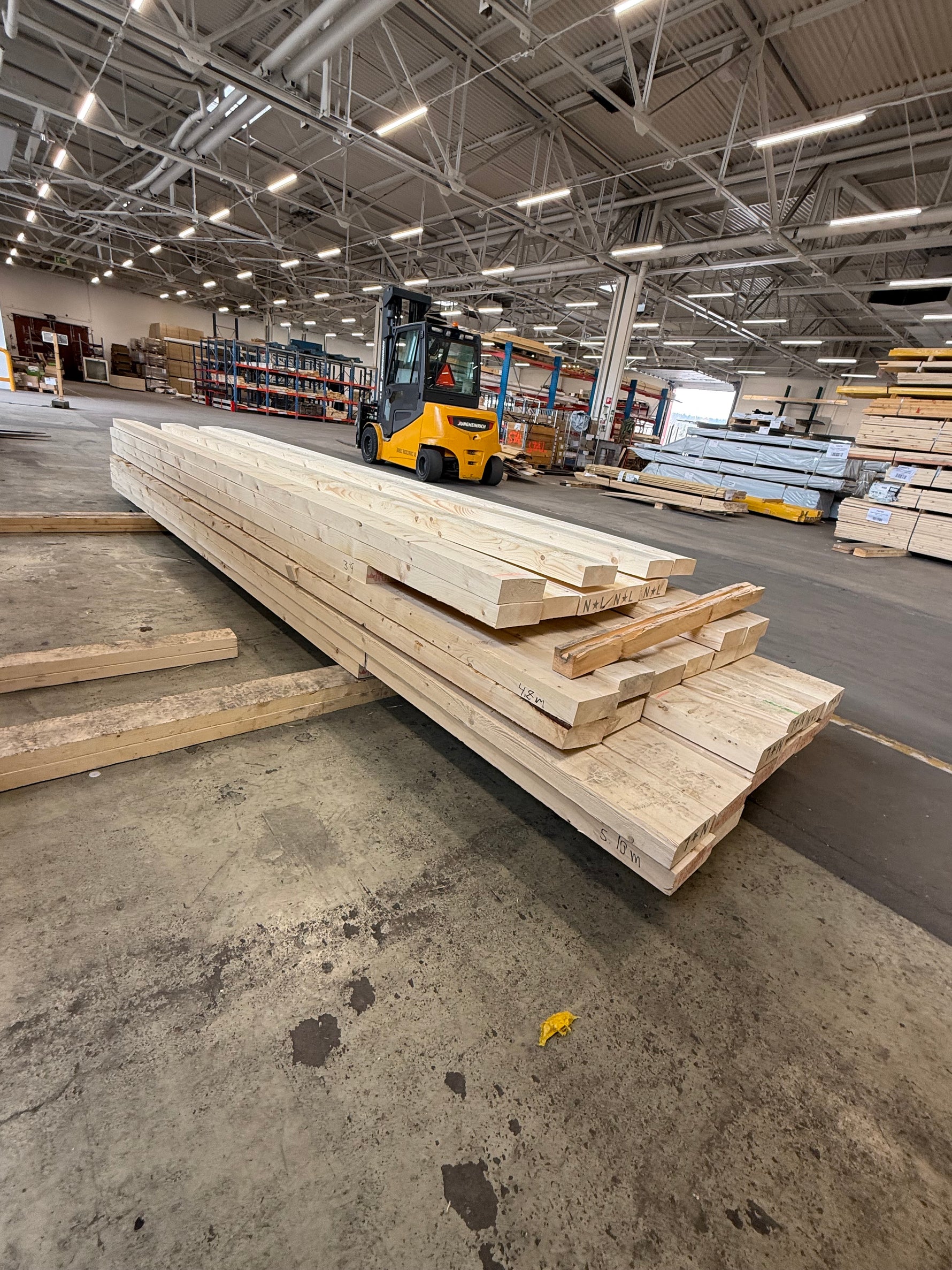 Paket Ohyvlade Reglar 63x175mm, 46st 3,9–5,1m. - Spirec
