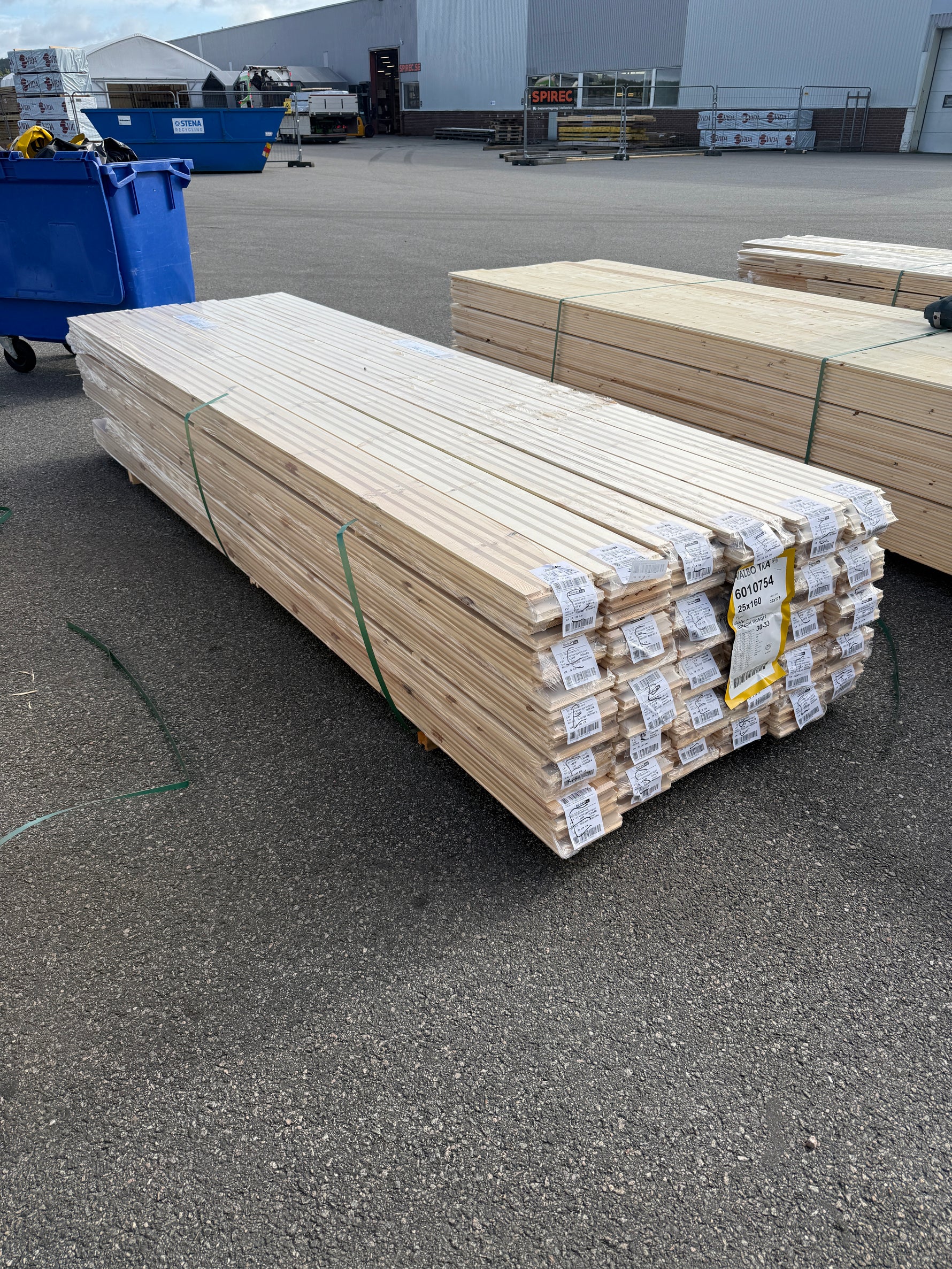 Parti Massivt Furugolv Borstad Ljusgrå Ekonomi 25x160 mm – 61,25 m²
