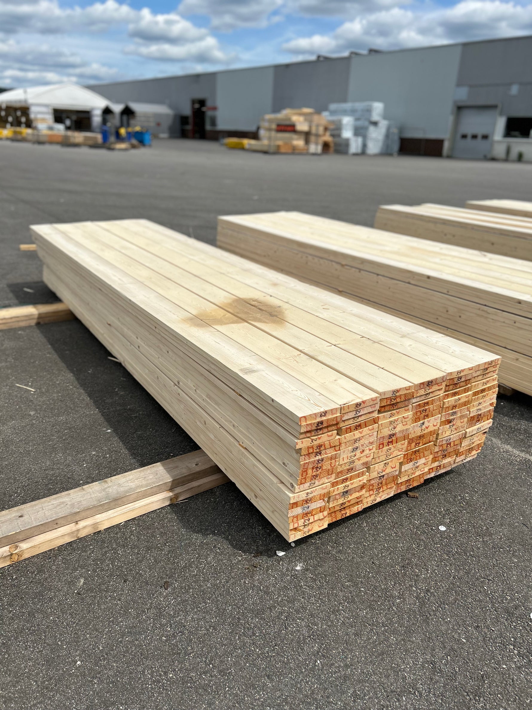 Paket Finsågade Brädor 28x170mm 3,90m 102st- Obehandlade