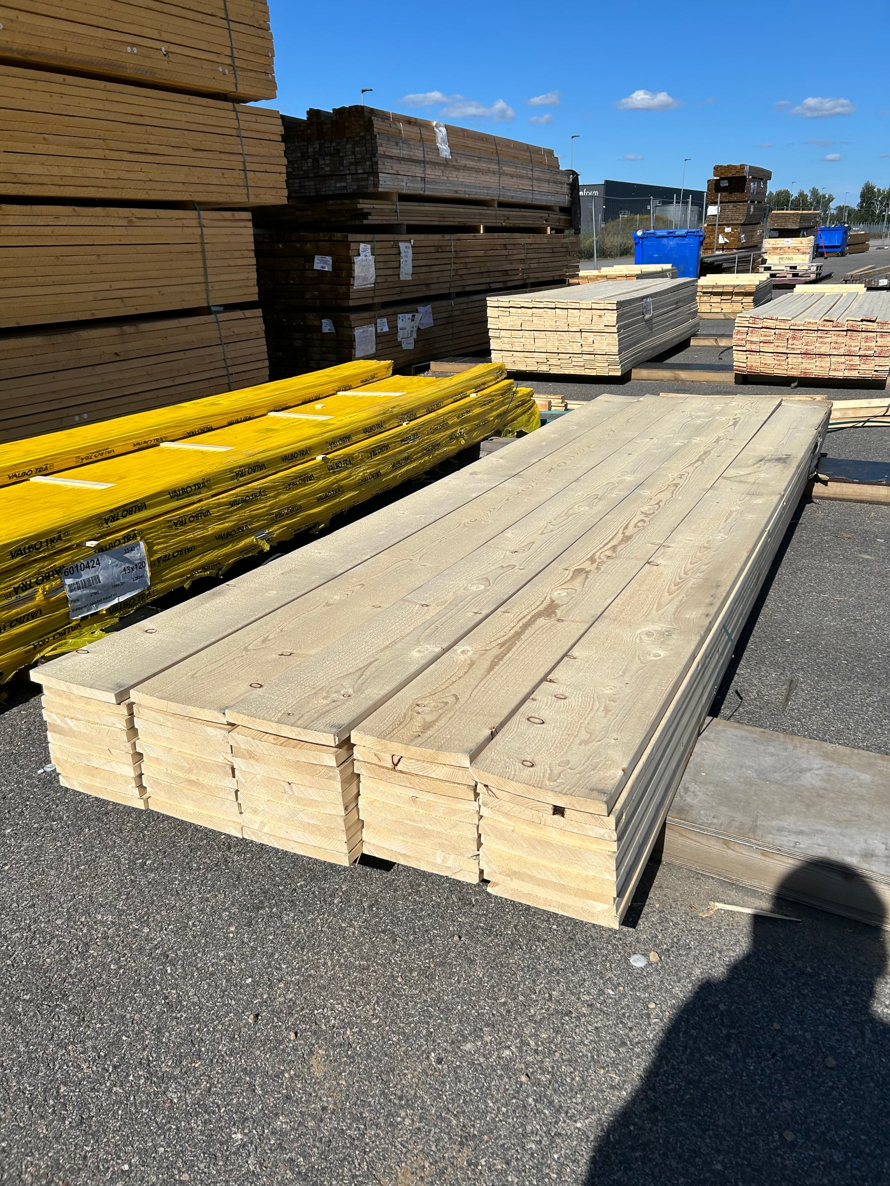 Paket Finsågade Brädor 22x220mm 3,60m 50st