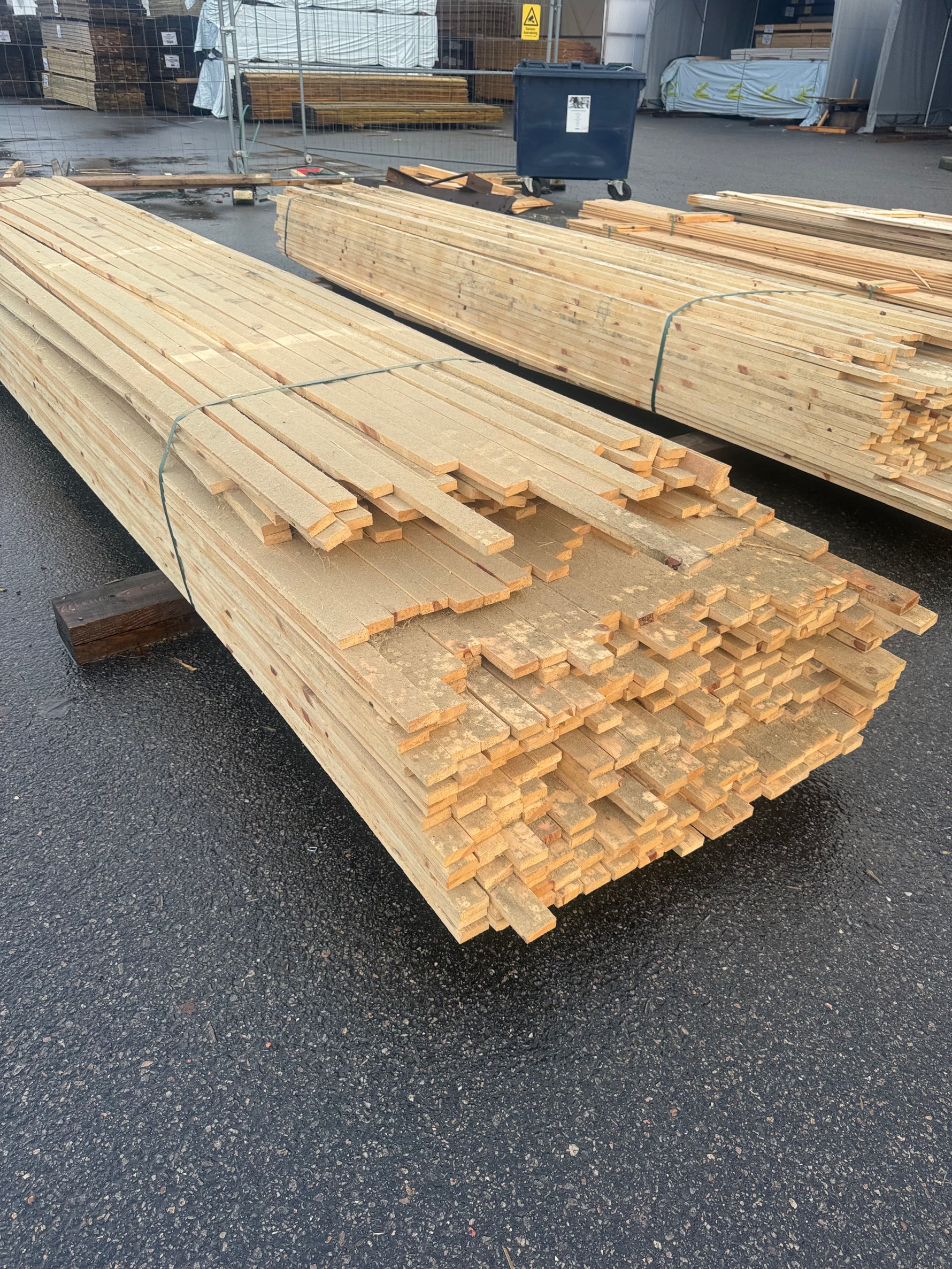 Paket Läkt 19x52 – 342 st (4,2–4,8 m, ohyvlade) - Spirec