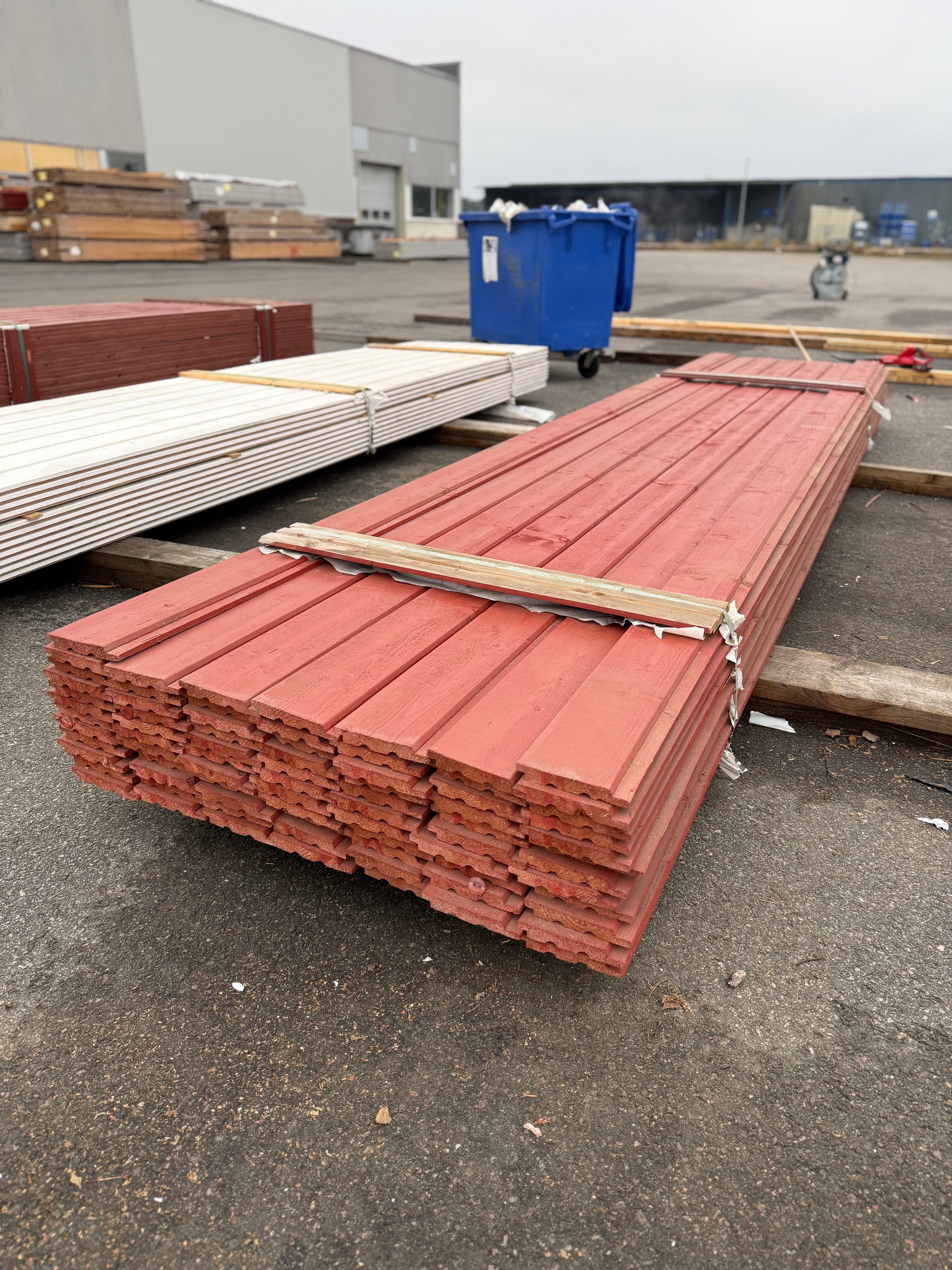 Paket Ytterpanel Falsad Enkelfas 21x147mm – 79 st (4,80 m, Brandröd)