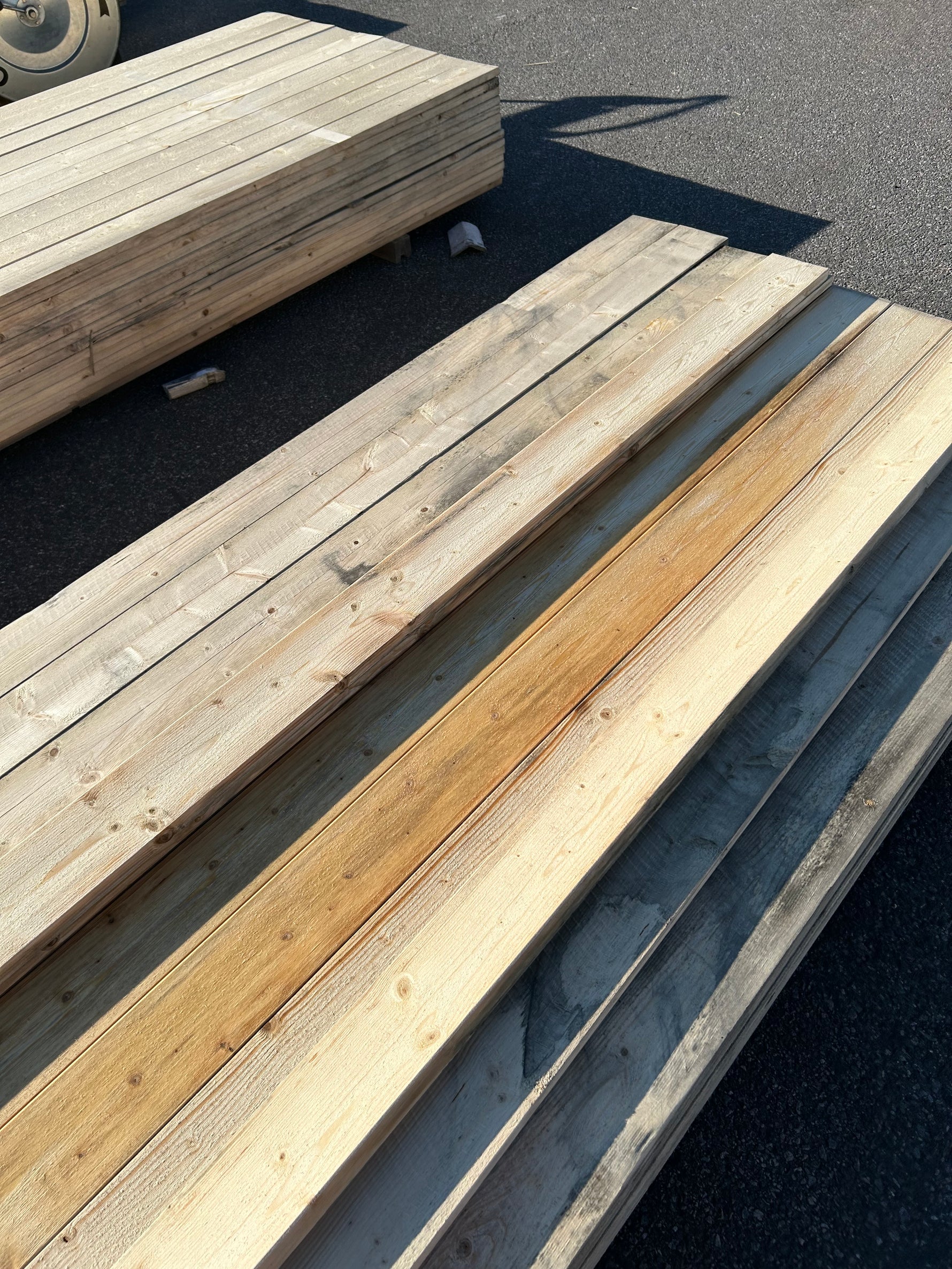 Paket Finsågade Brädor 22x120mm, 108st 4.20m Fuktskadat