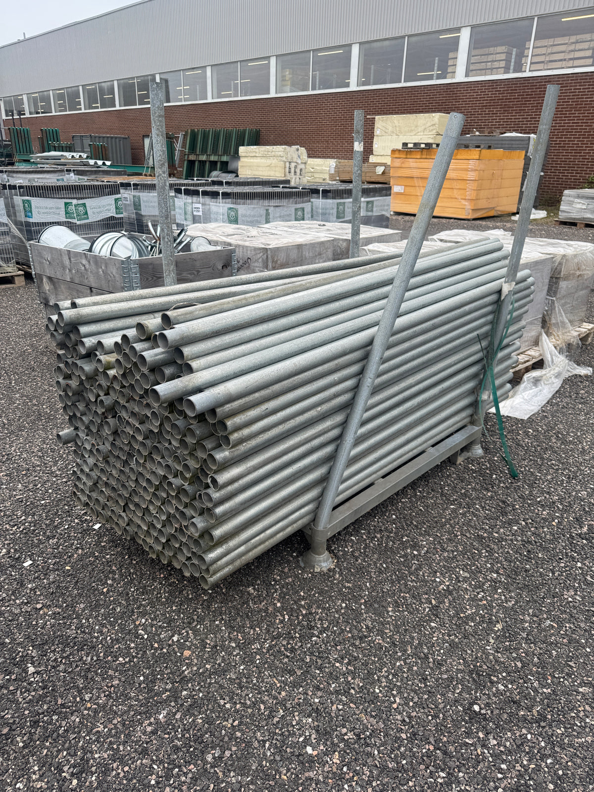 Pall Galvade Stålrör Ø45mm – 2,0m – 240st