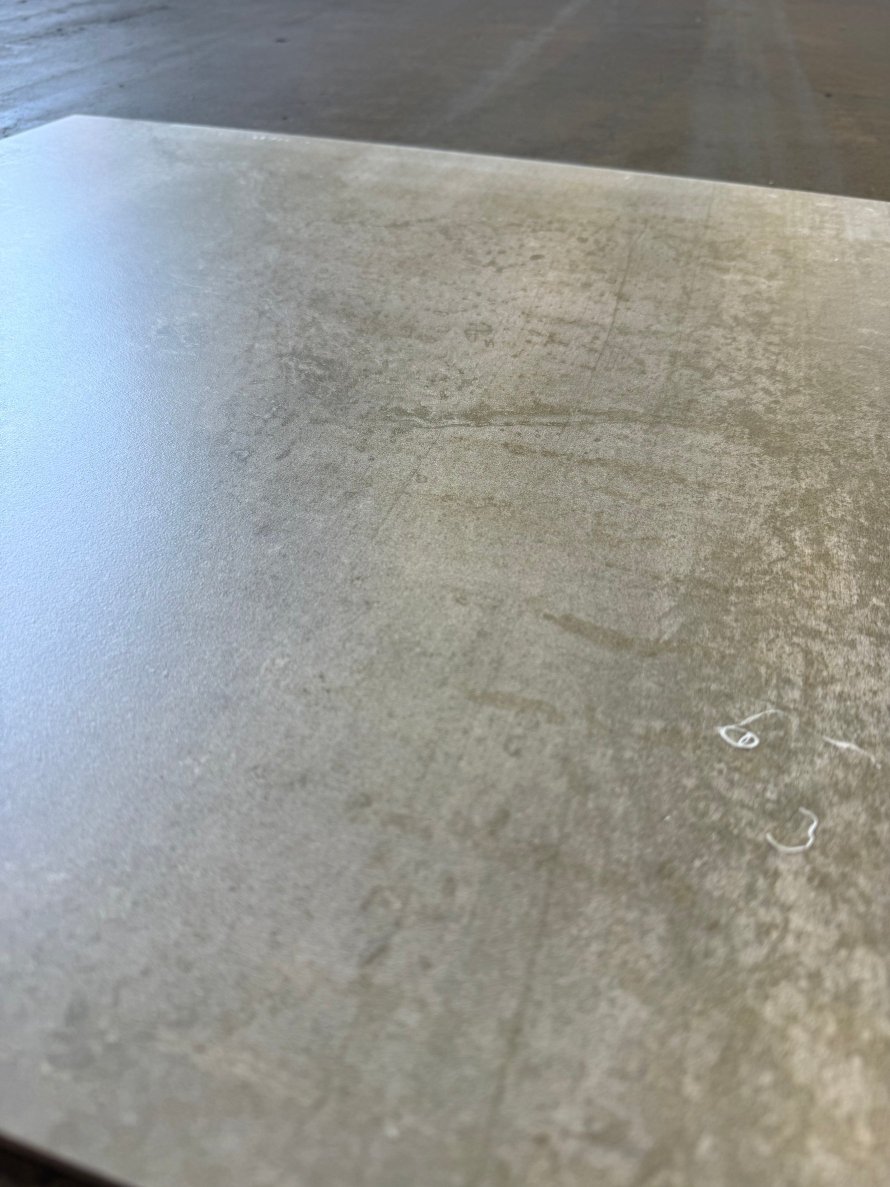 Parti Klinker Metall Silver Såg 60x60, 16 paket totalt ca 23m²