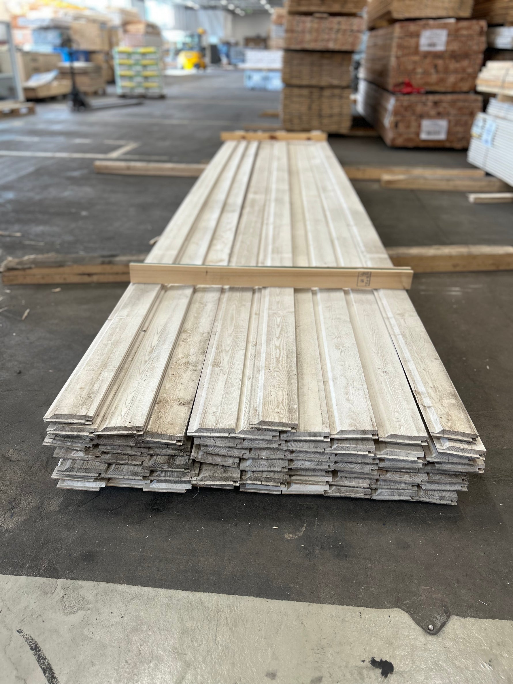 Paket Enkelfasspont Ändspont 22x120mm 5.40m 66st Grundmålad