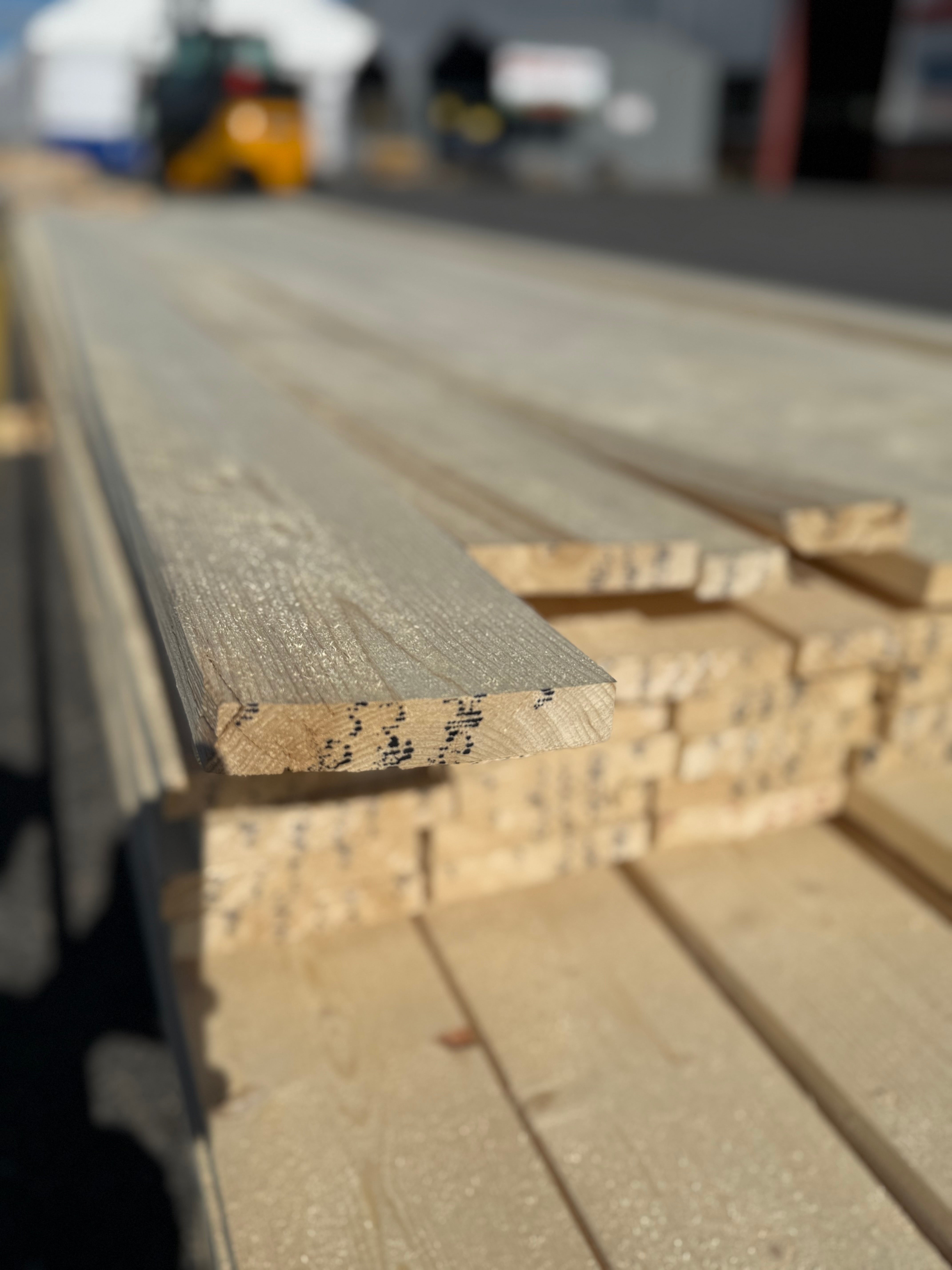 Paket Finsågad Panel 22x120mm 132st 4.20–5.40m – Andra sortering