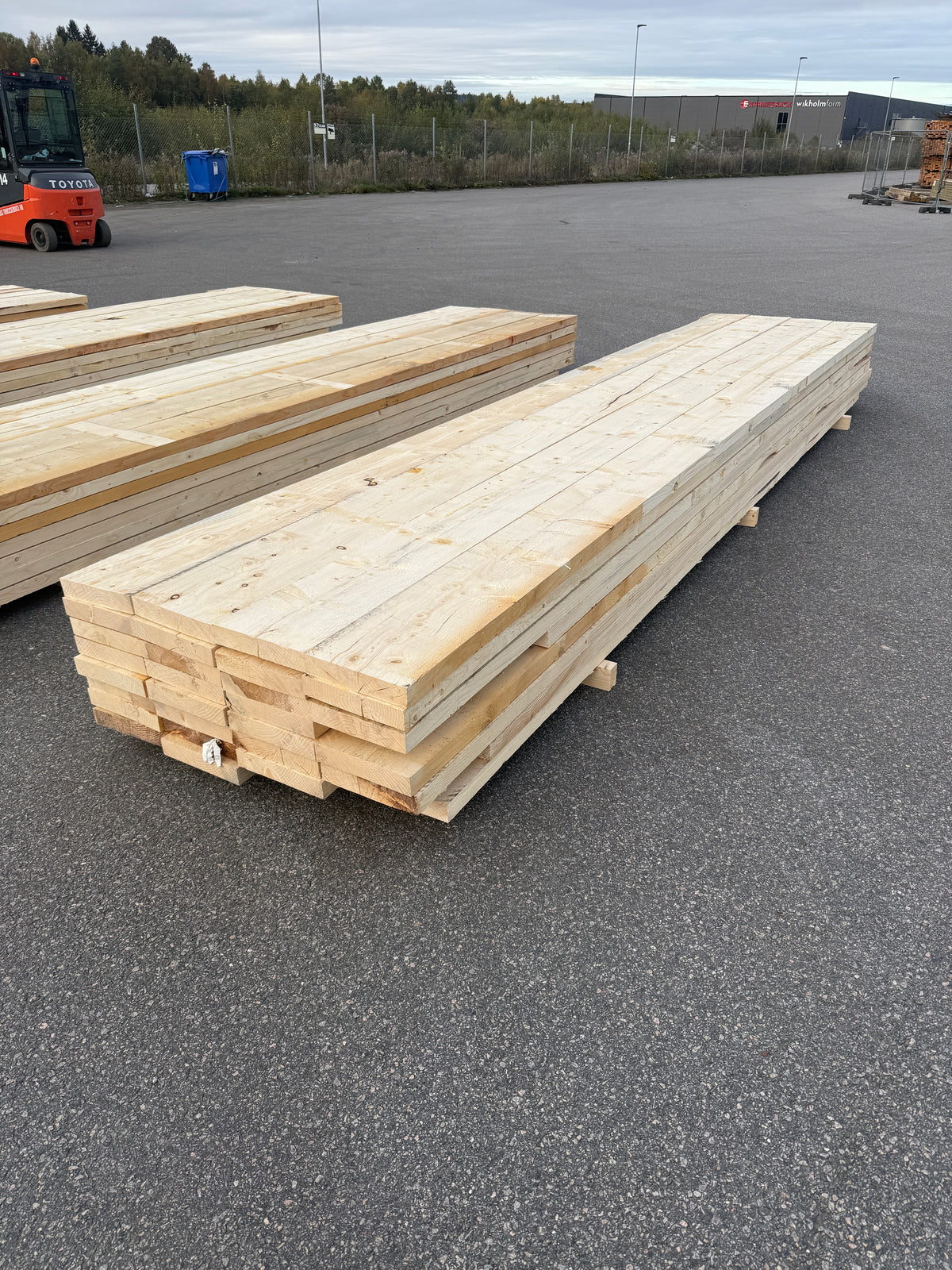 Paket Ohyvlade Reglar 47x250mm (4,20–4,80m) 32st