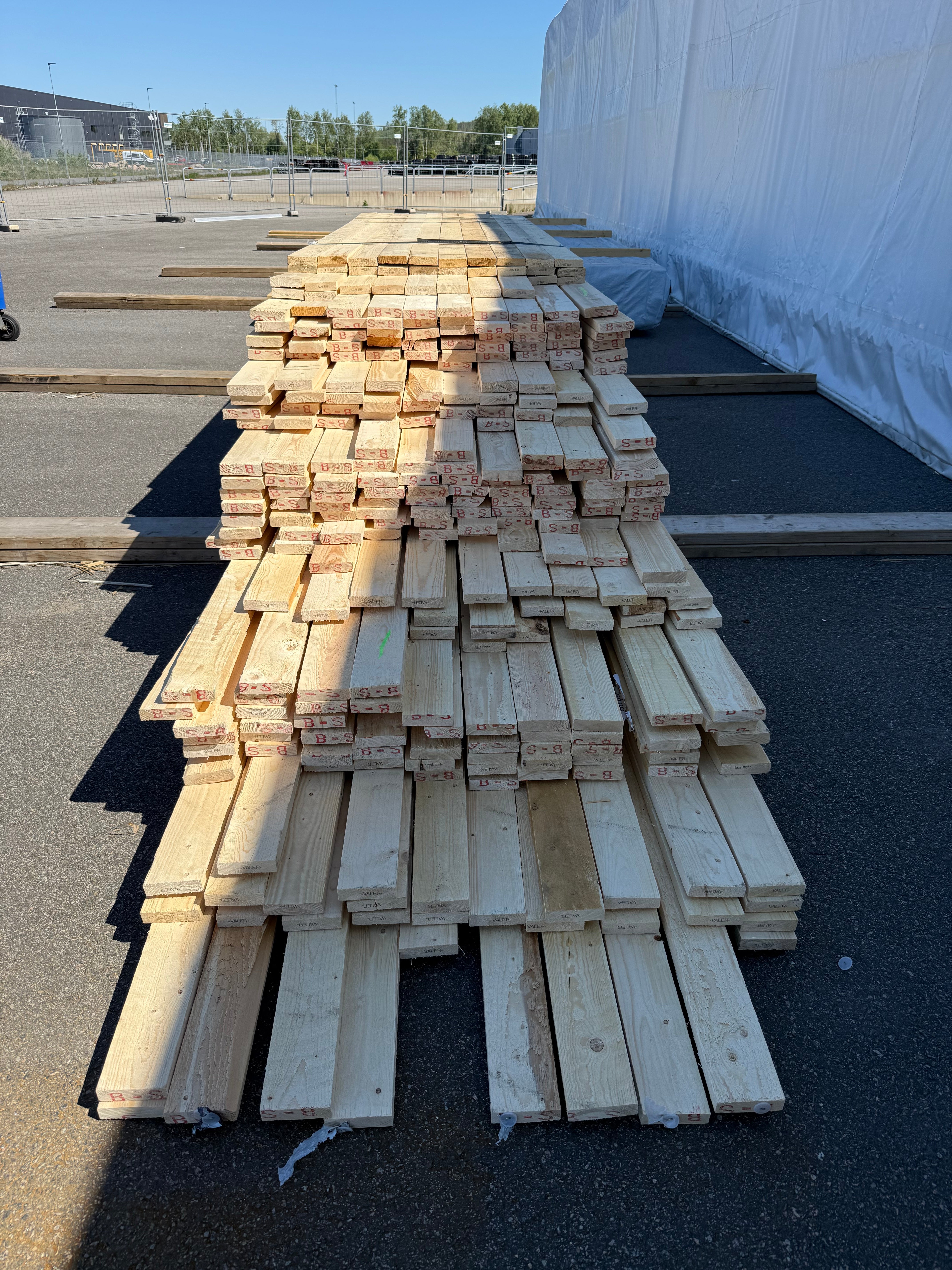 Paket brädor 25x100 1255 Lpm