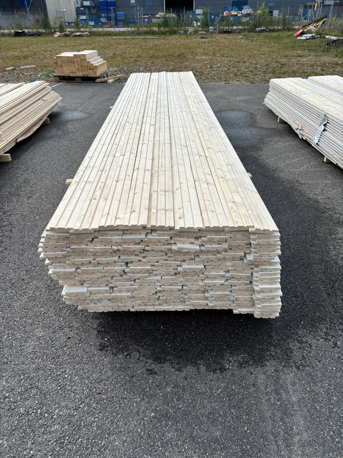 Paket Uppsalapanel 21x115mm 4.80m 198st Grundmålad