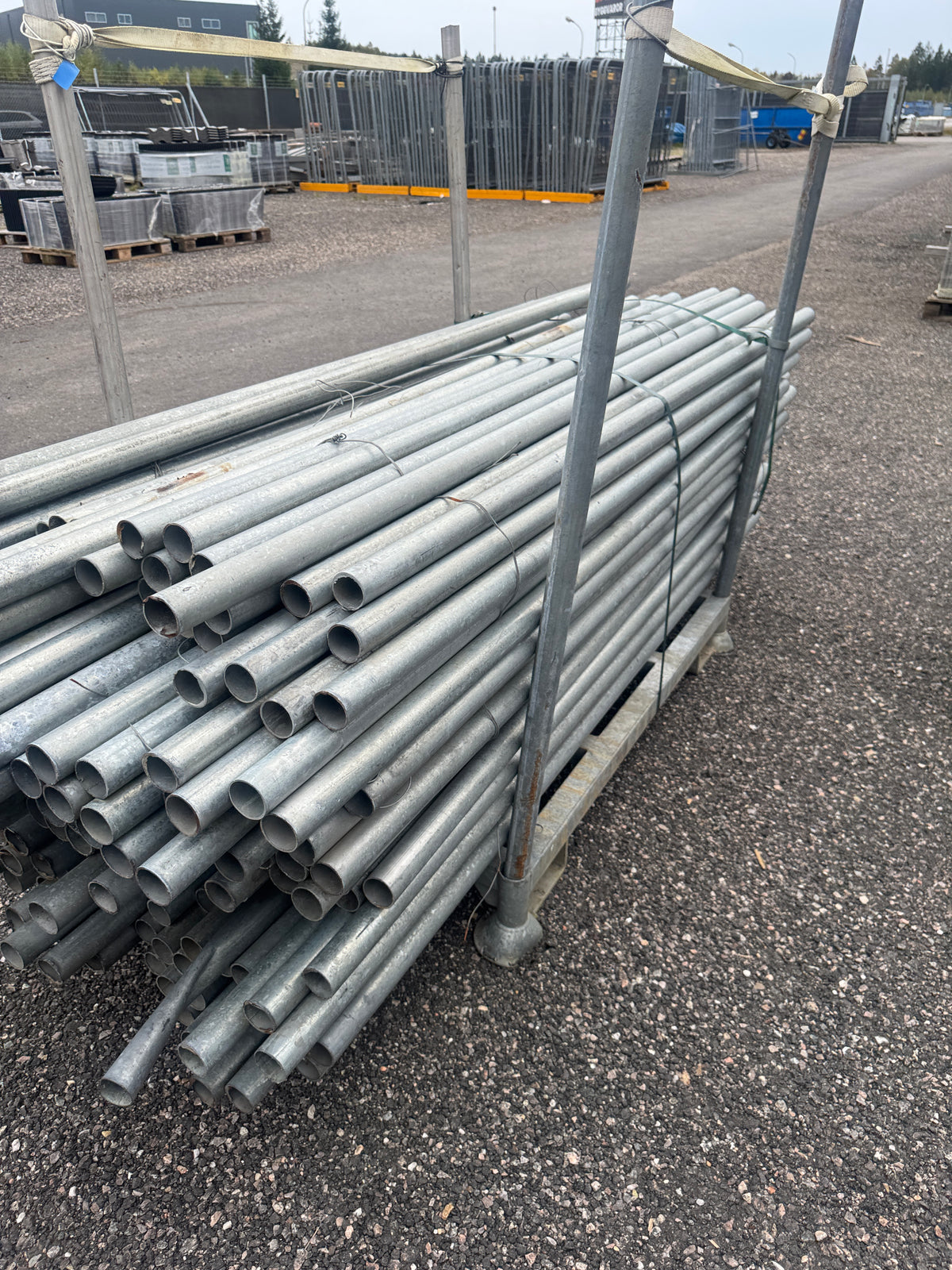 Pall Galvade Stålrör Ø44mm – ca 2,0m – ca 200st