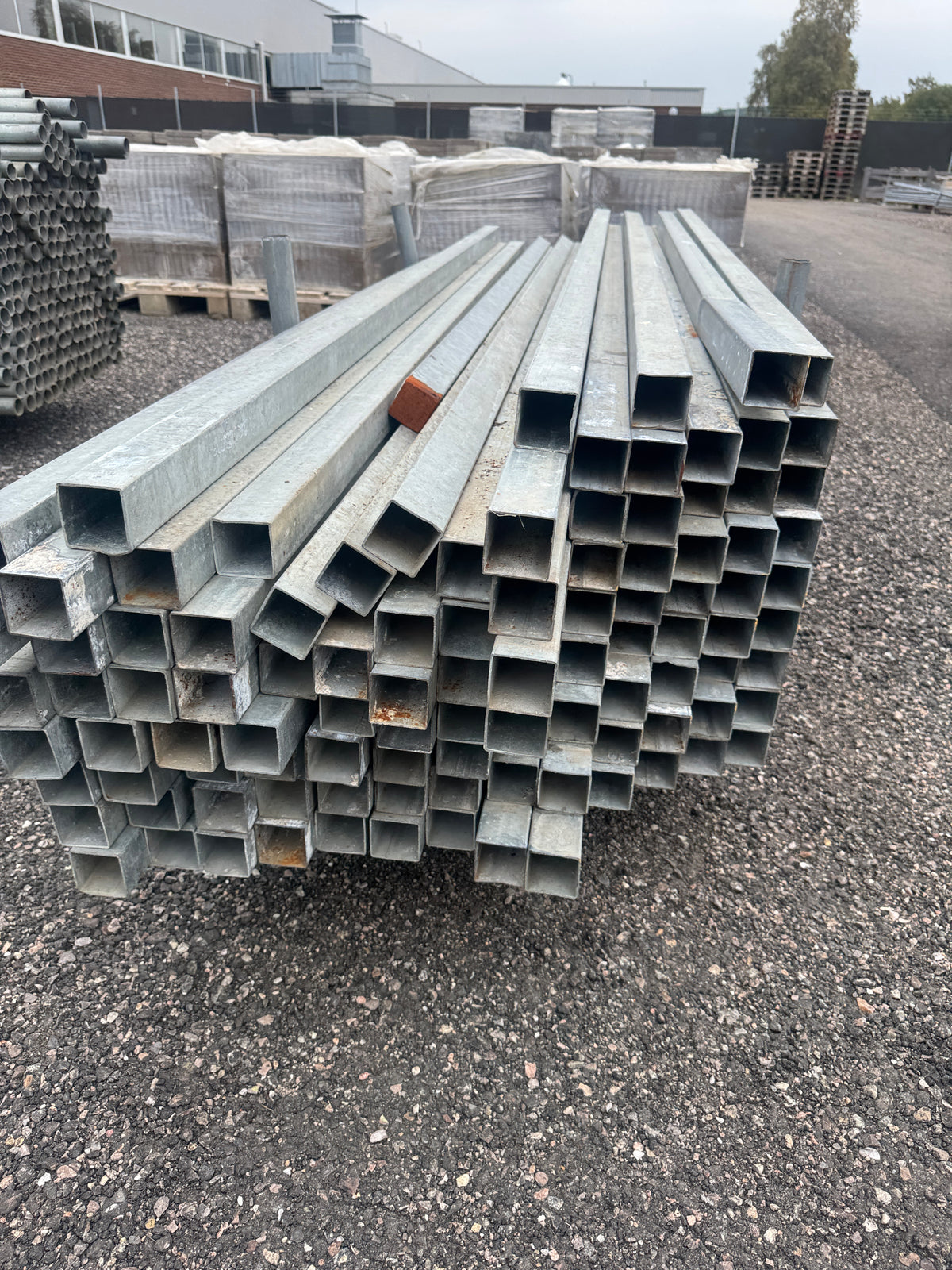 Pall Galvade Fyrkantsrör 50x50mm – 2,76m – 96st