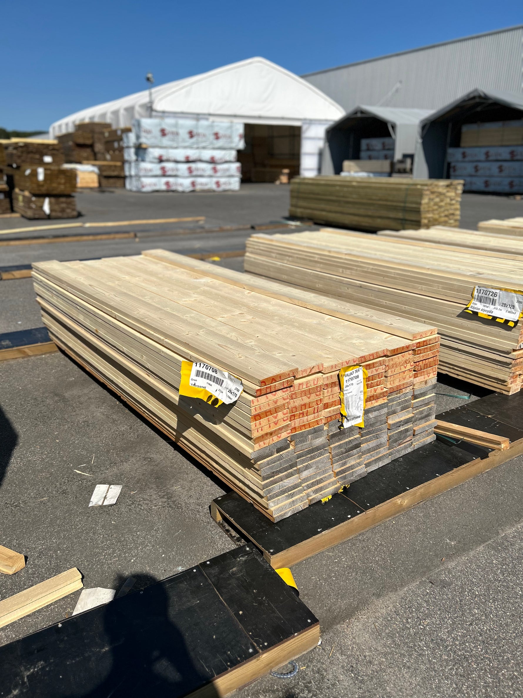 Paket Finsågade Brädor 28x170mm 2.70m 116st Obehandlade