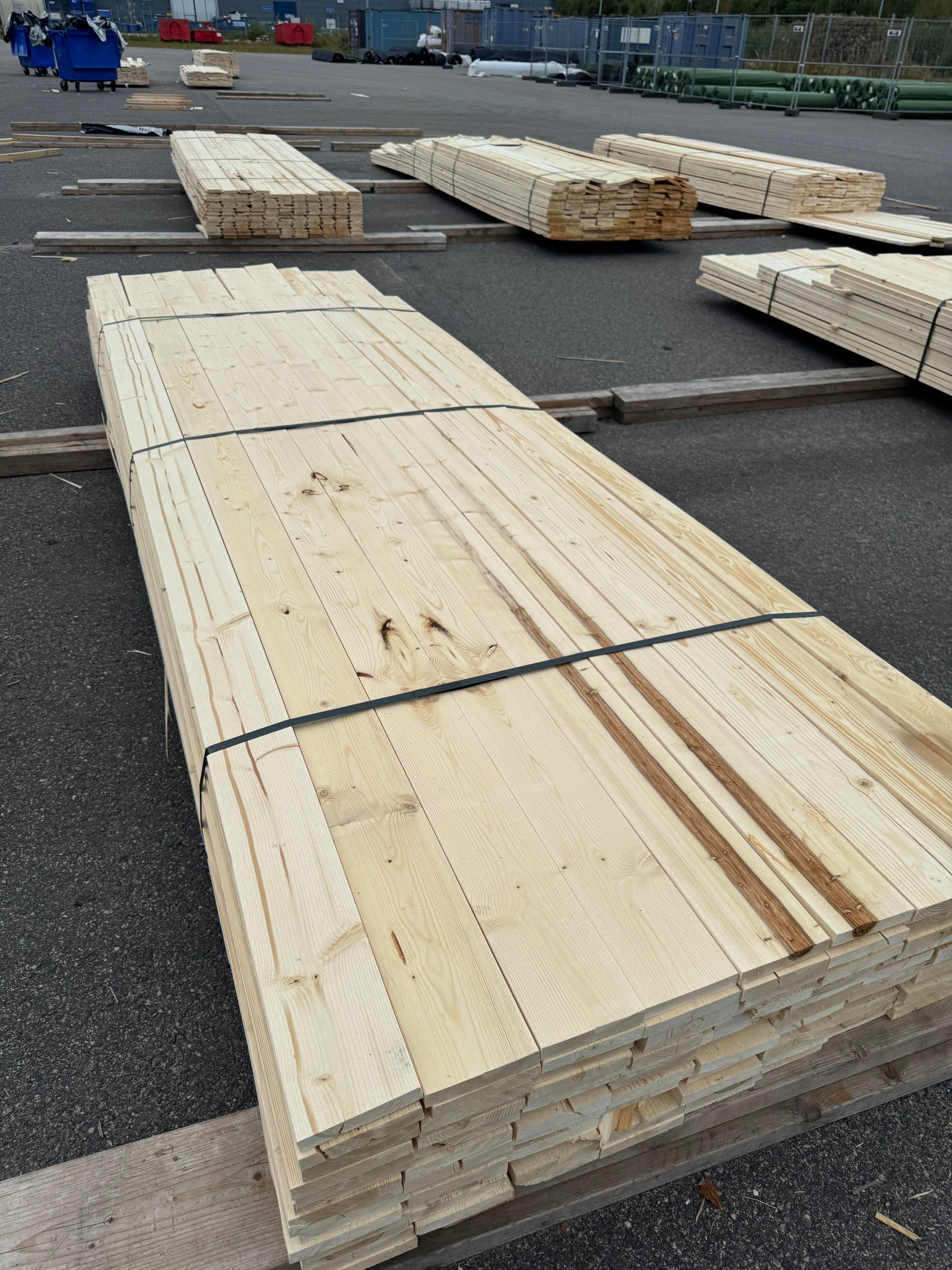 Paket Finsågad Panel 22x120mm 126st 3.0–3.60m – Andra sortering