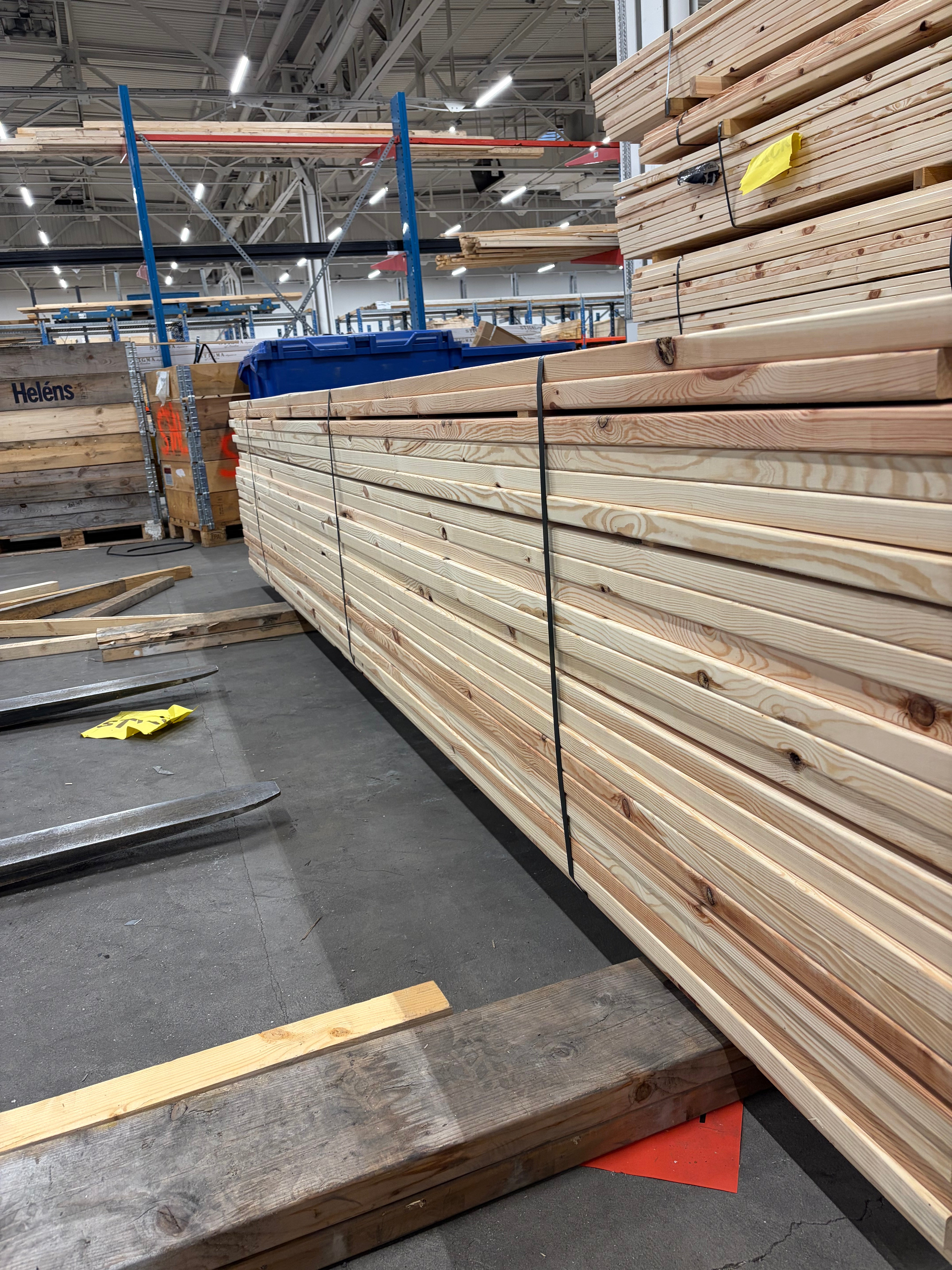 Hyvlad 34x145 Obehandlad Furu (Sekunda)