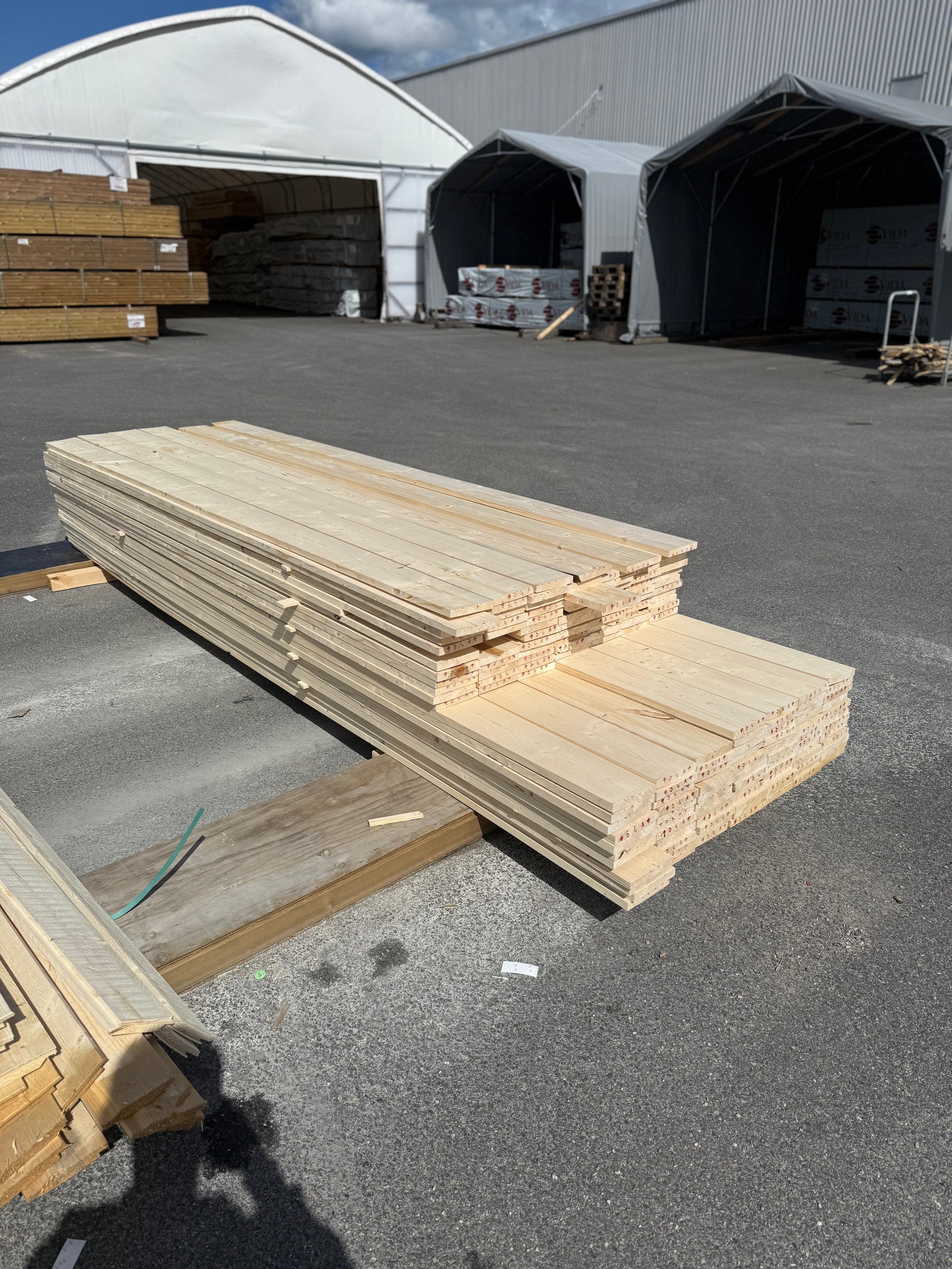 Paket Finsågade Brädor 22x145mm, 155st 3,0–3,60m (Andra sortering)
