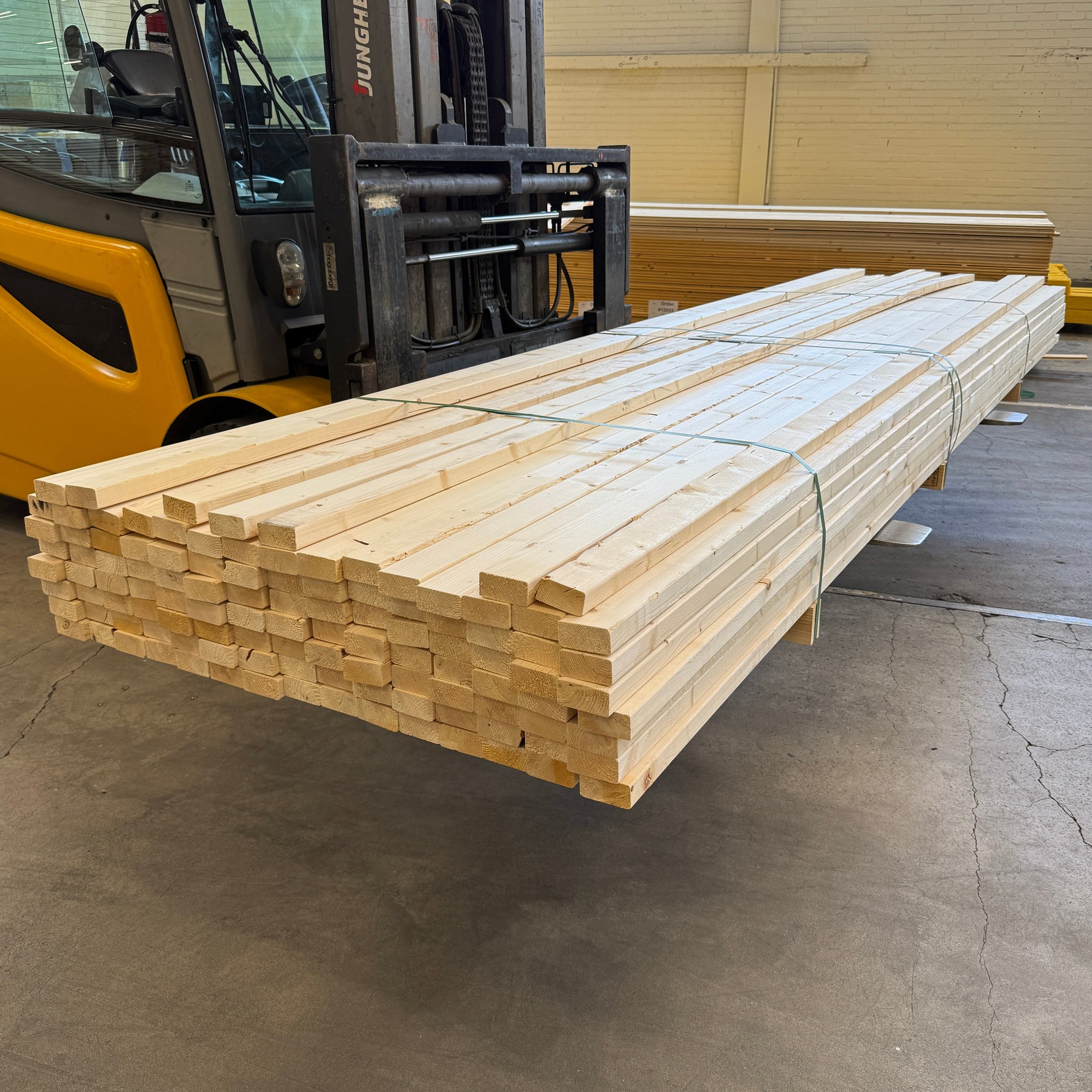 Paket Hyvlade Reglar 34x70mm Gran, 112st 4,20m