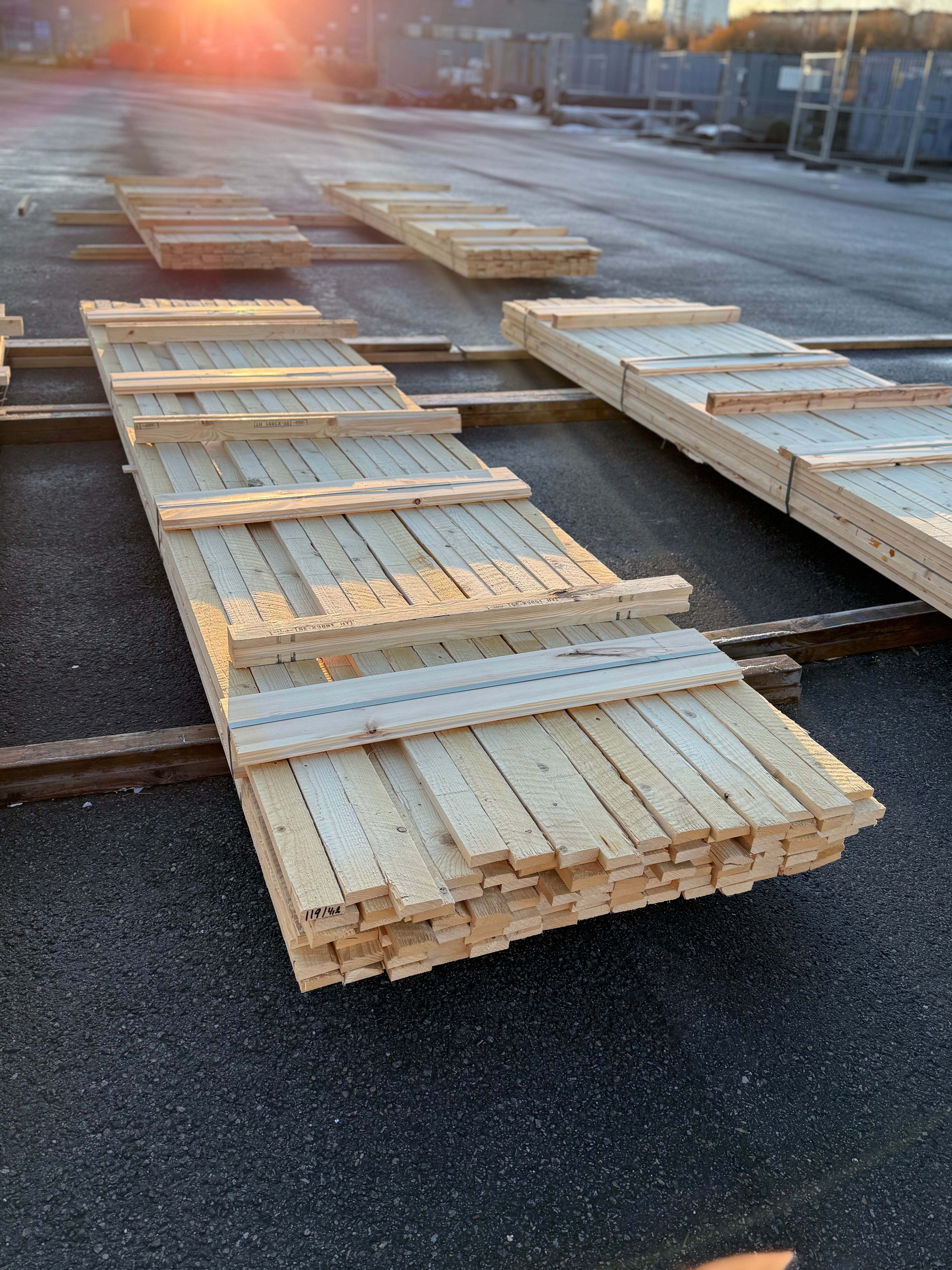 Paket Brädor 19x63mm – 119 st (4,20 m, gran, ohyvlad/råsågad)